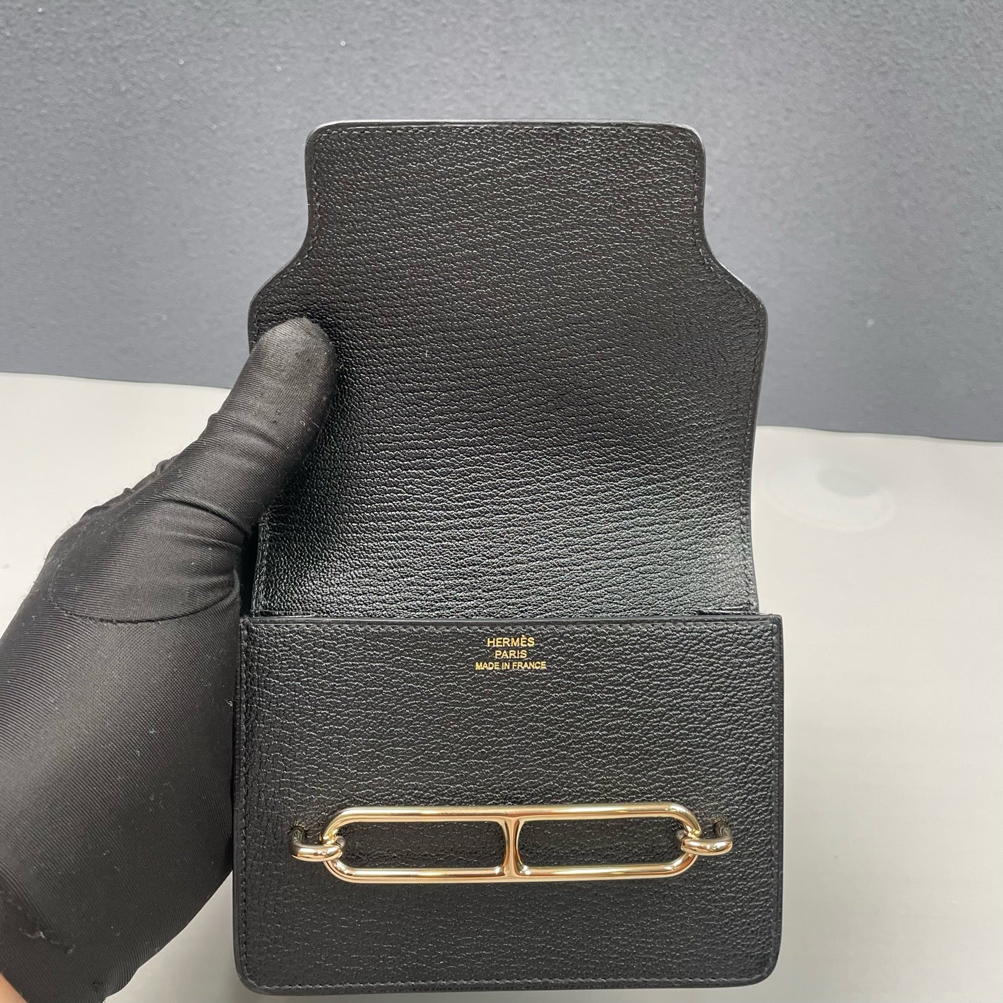 Hermès - Roulis 2-in-1 Belt Bag - Leather - Black with Gold-Tone Hardware - (mini)