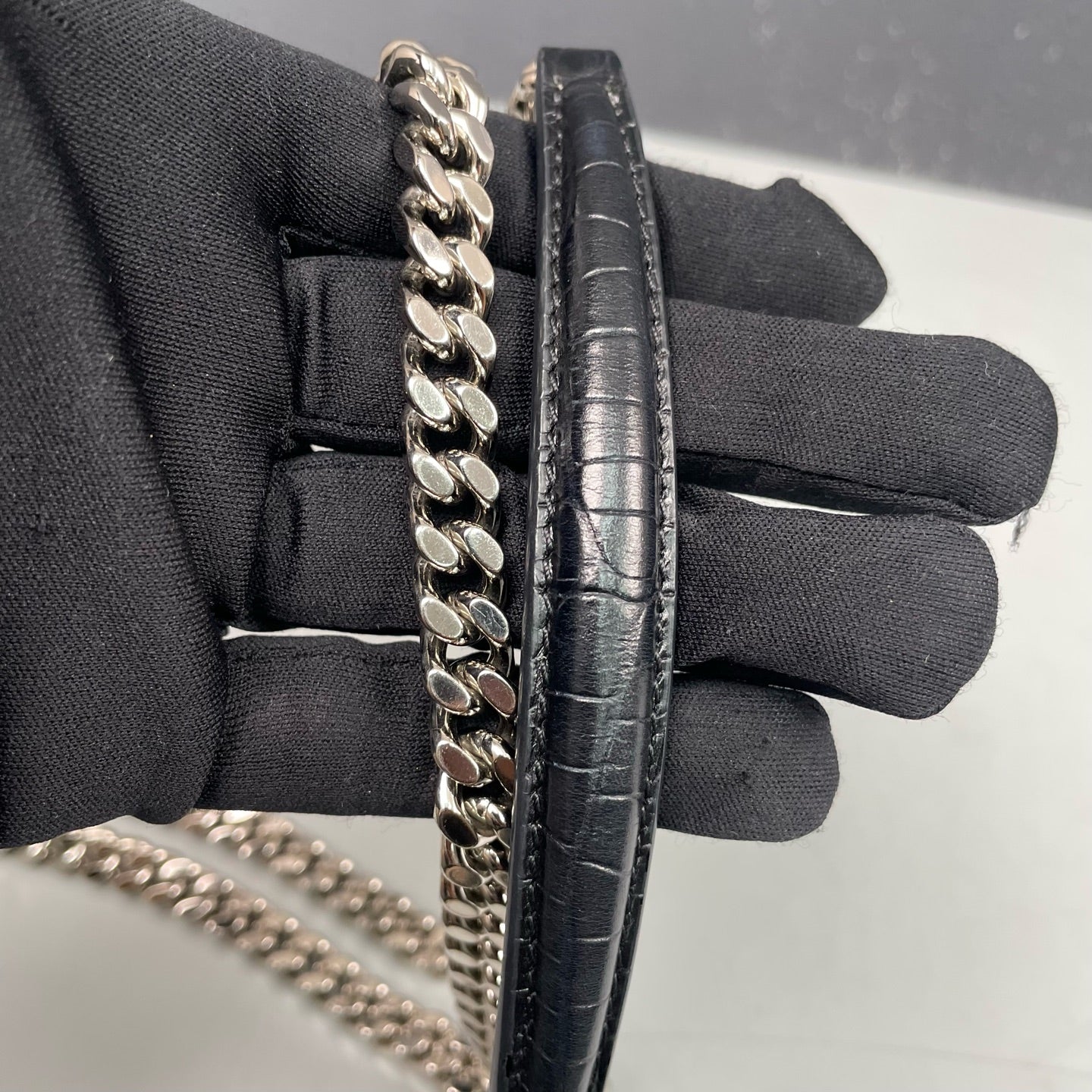 Saint Laurent - Sunset Medium Chain Bag - Embossed leather - Black - (Medium)
