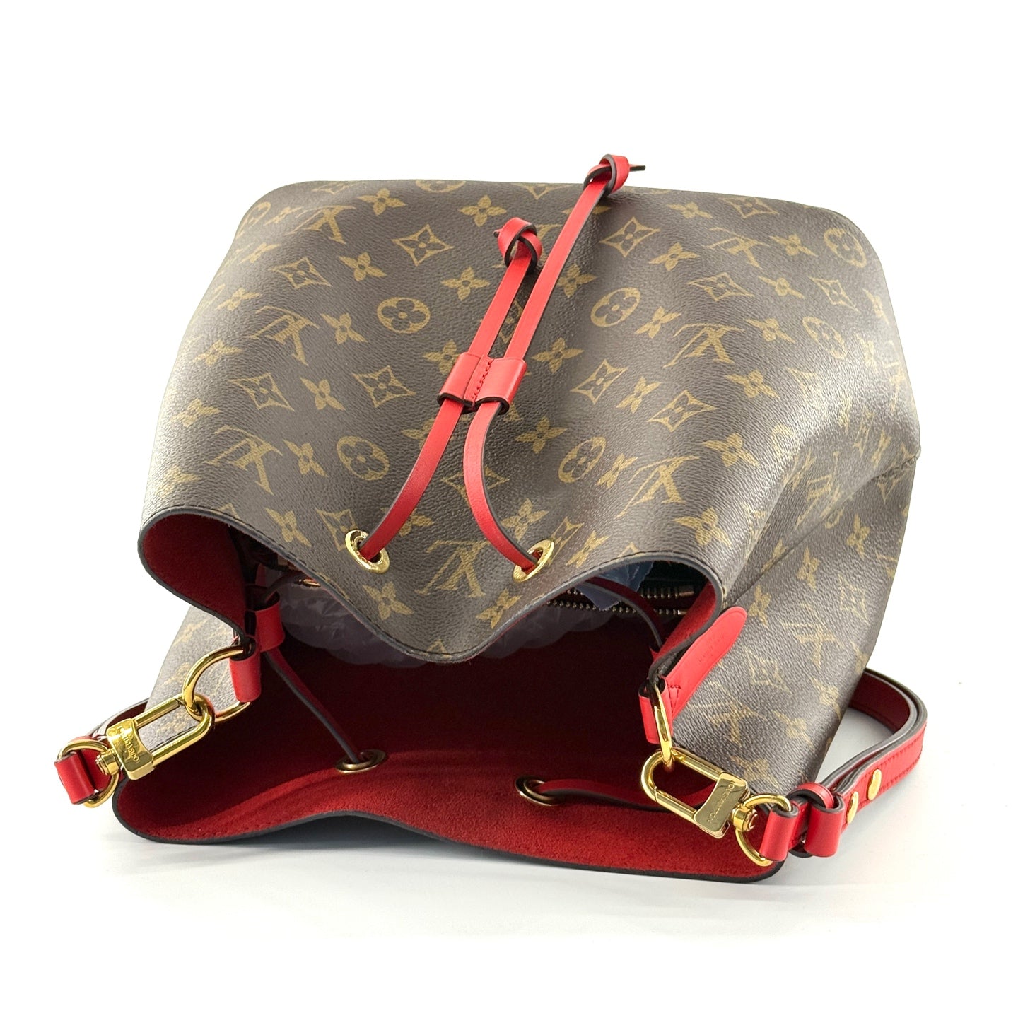 Louis Vuitton - NeoNoe MM - Monogram coated canvas with leather trim - Brown and Red - (medium)