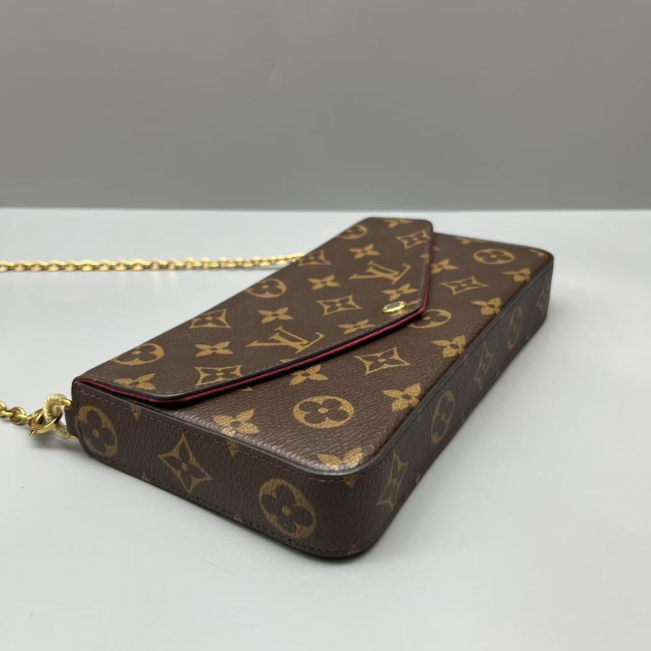 Louis Vuitton - Félicie Pochette - Monogram coated canvas with leather trim and textile lining - Brown - (mini)