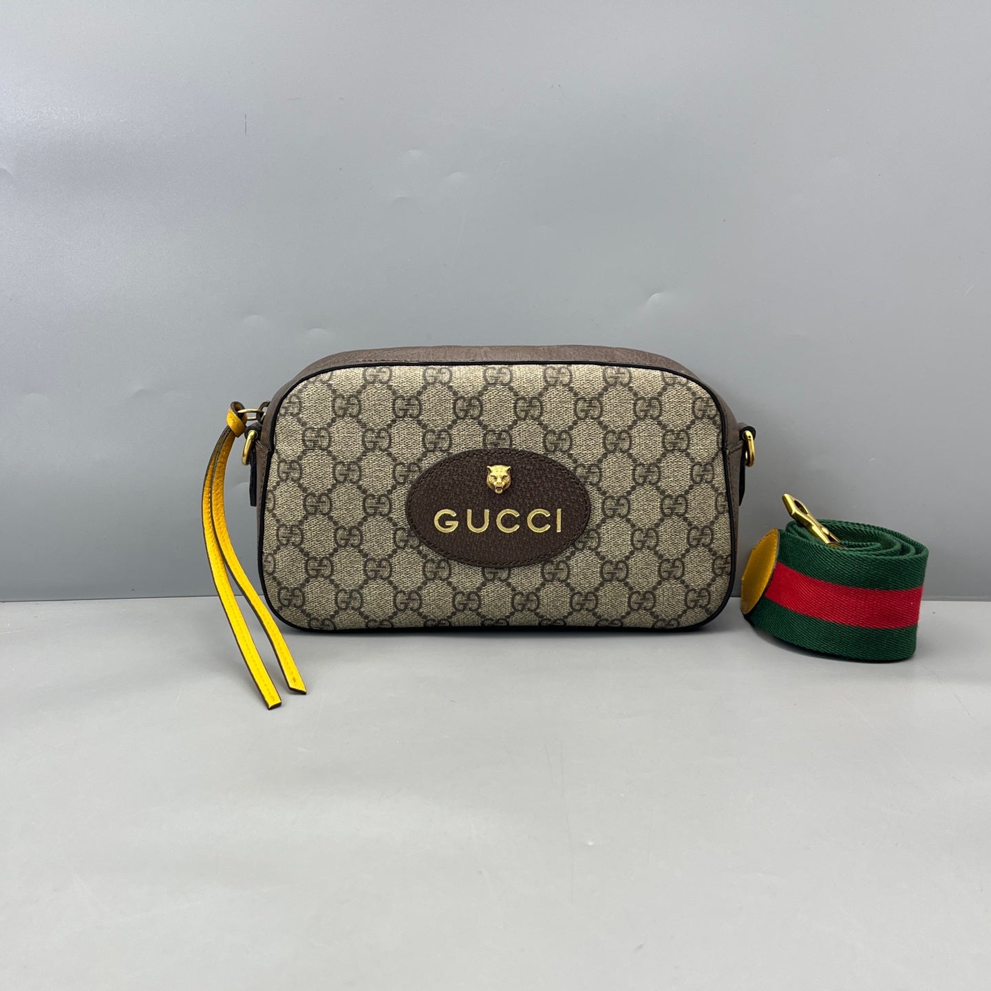 Gucci - Ophidia Tiger Head Camera Bag 476466 - GG Supreme coated canvas with grained leather trim - Brown - (Small)