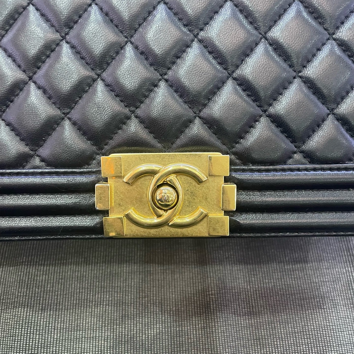 Chanel - Boy Bag - Lambskin leather - Black - (Medium)