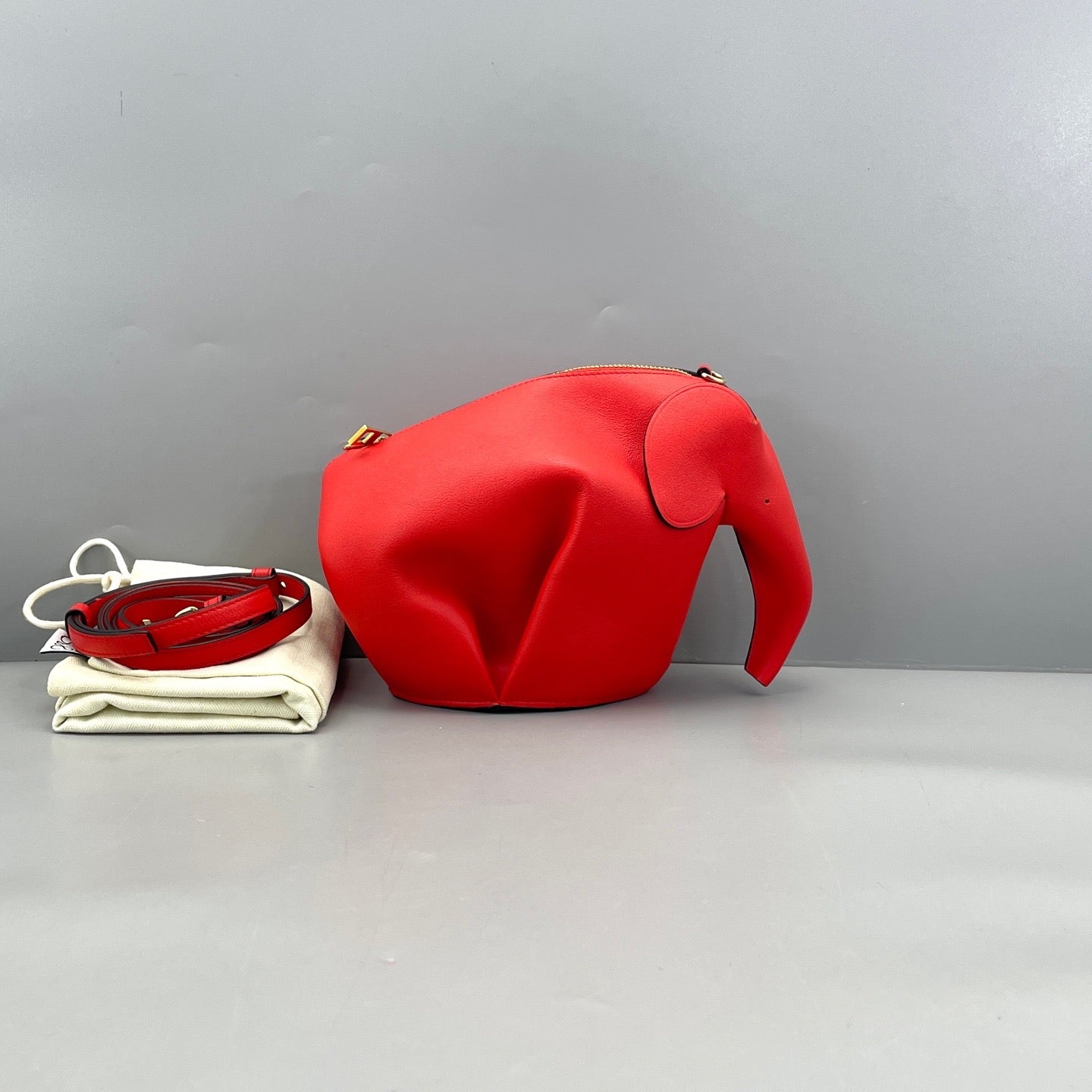 Loewe - Elephant Mini Bag - Leather - Red - (mini)