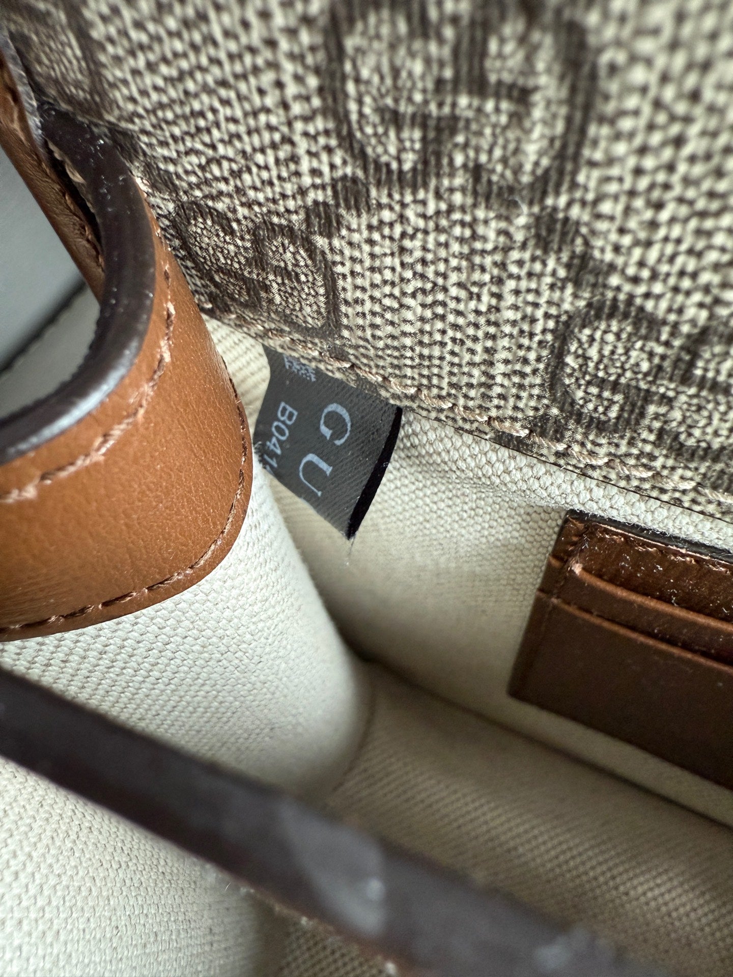 Gucci - GG Retro Mini Messenger Accordion Bag 041 Label - GG Supreme canvas with Leather trim - Beige - (mini)