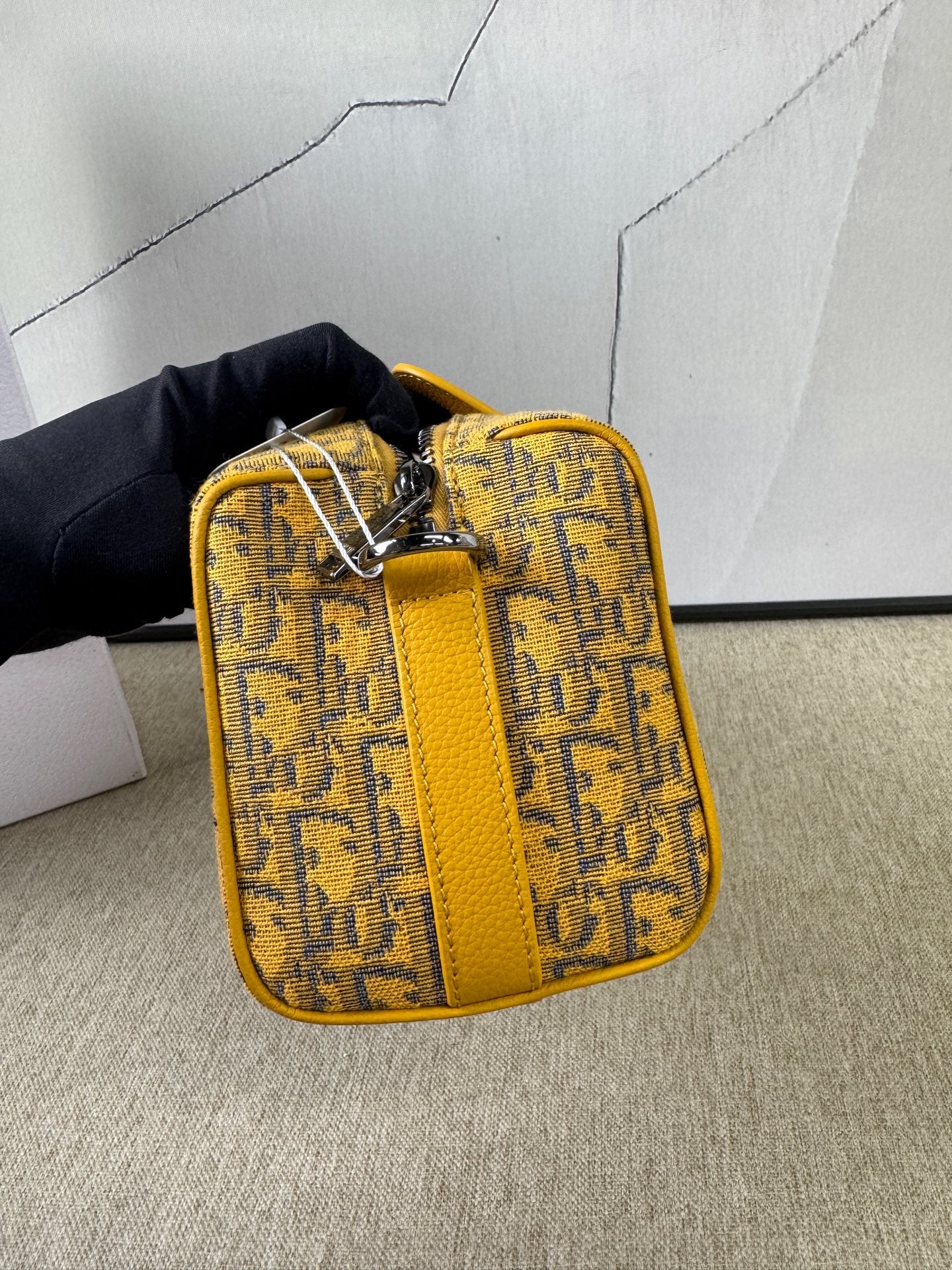 Dior - Lingot 22 Oblique Duffle Bag - Embroidered Dior Oblique canvas with grain leather trim - Yellow - (small)