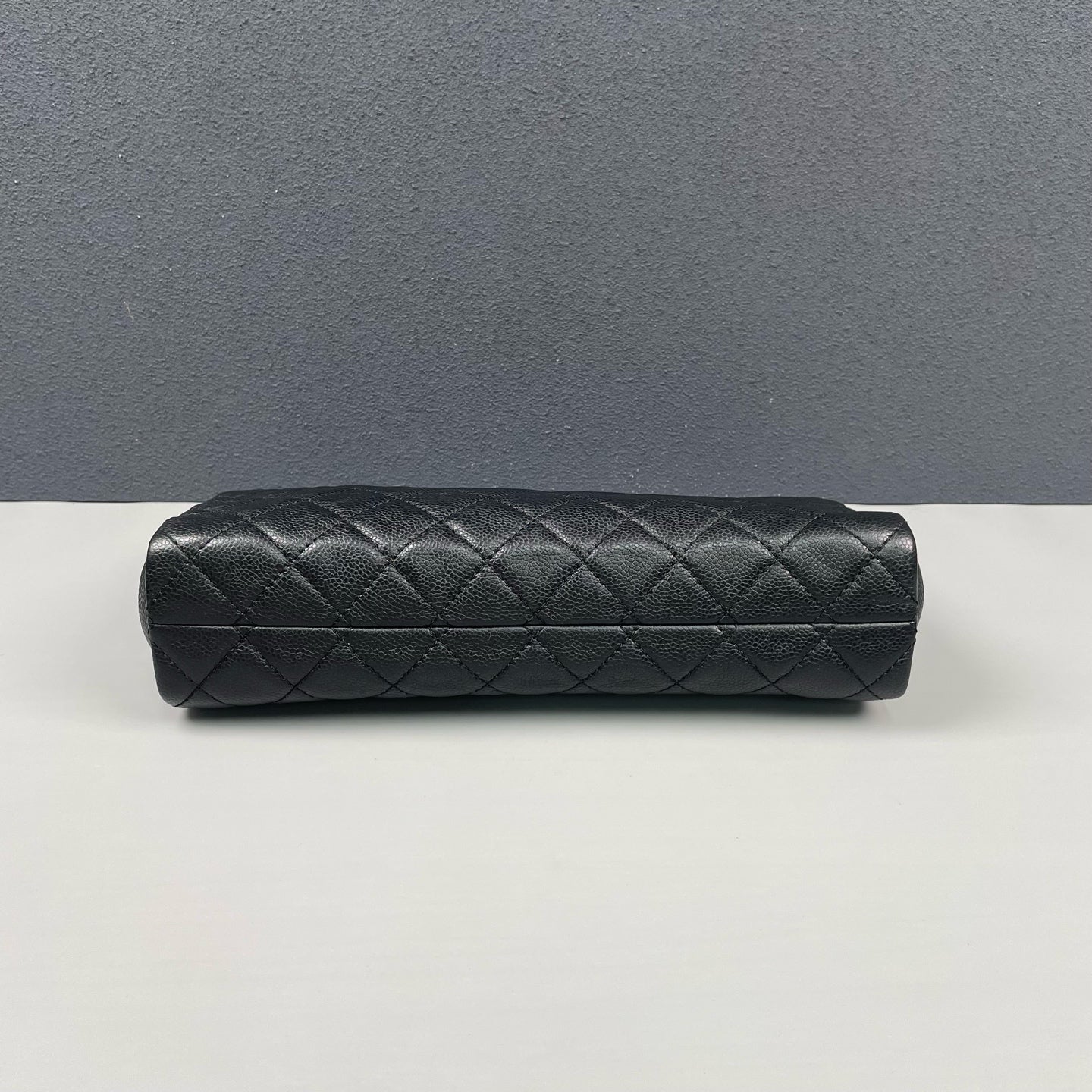 Chanel - Classic Quilted Clutch - Grained Calfskin Leather - Black - (Large)