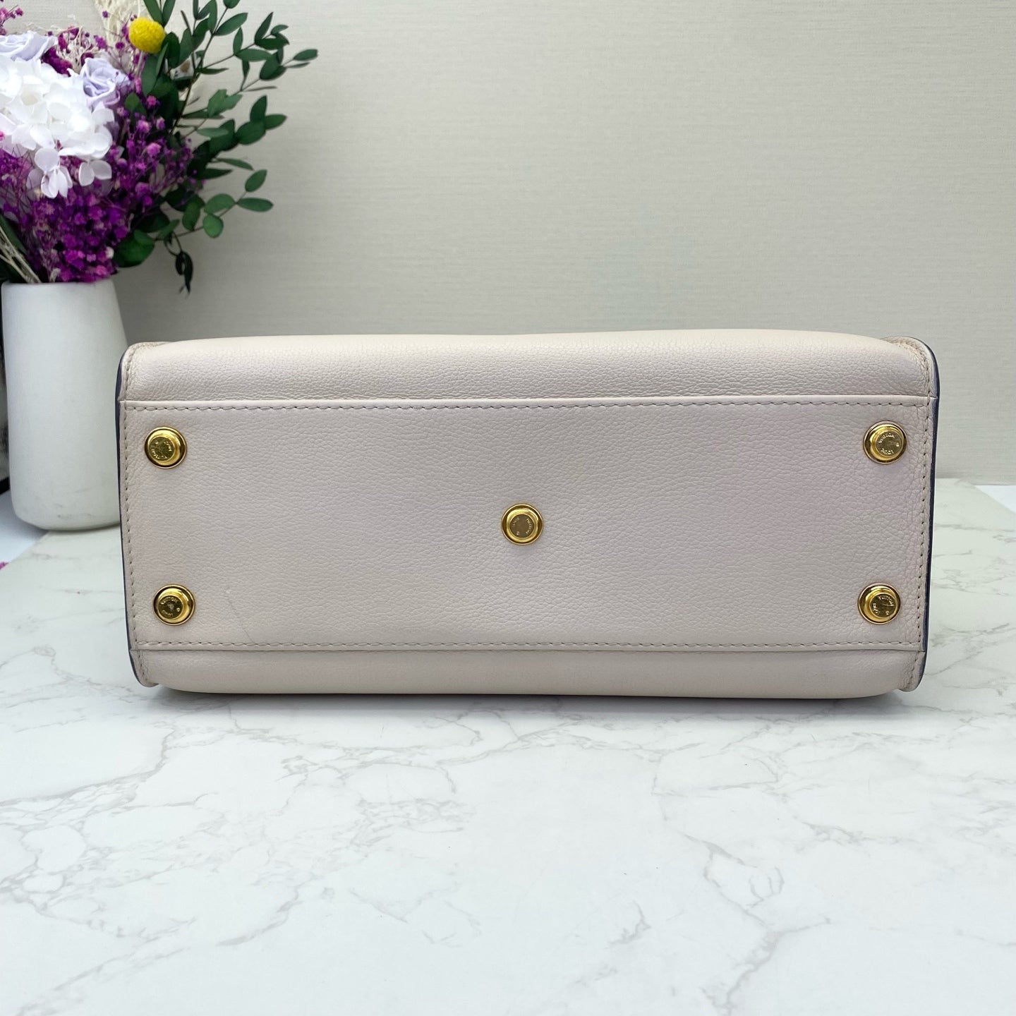 Louis Vuitton - OnMySide - Leather - Grey - (medium)