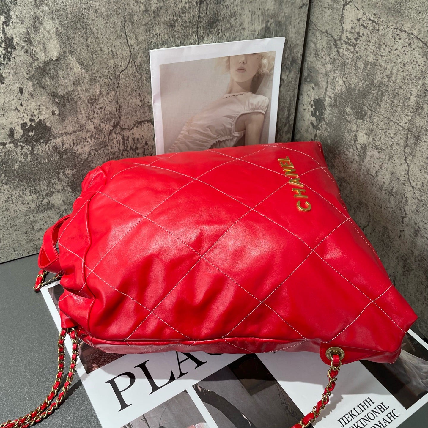Chanel - 22 Bag Backpack - Calfskin leather - Red - (Large)