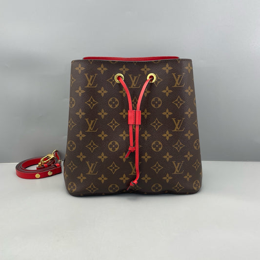 Louis Vuitton - NeoNoe - Monogram coated canvas with red leather trim - Brown - (medium)