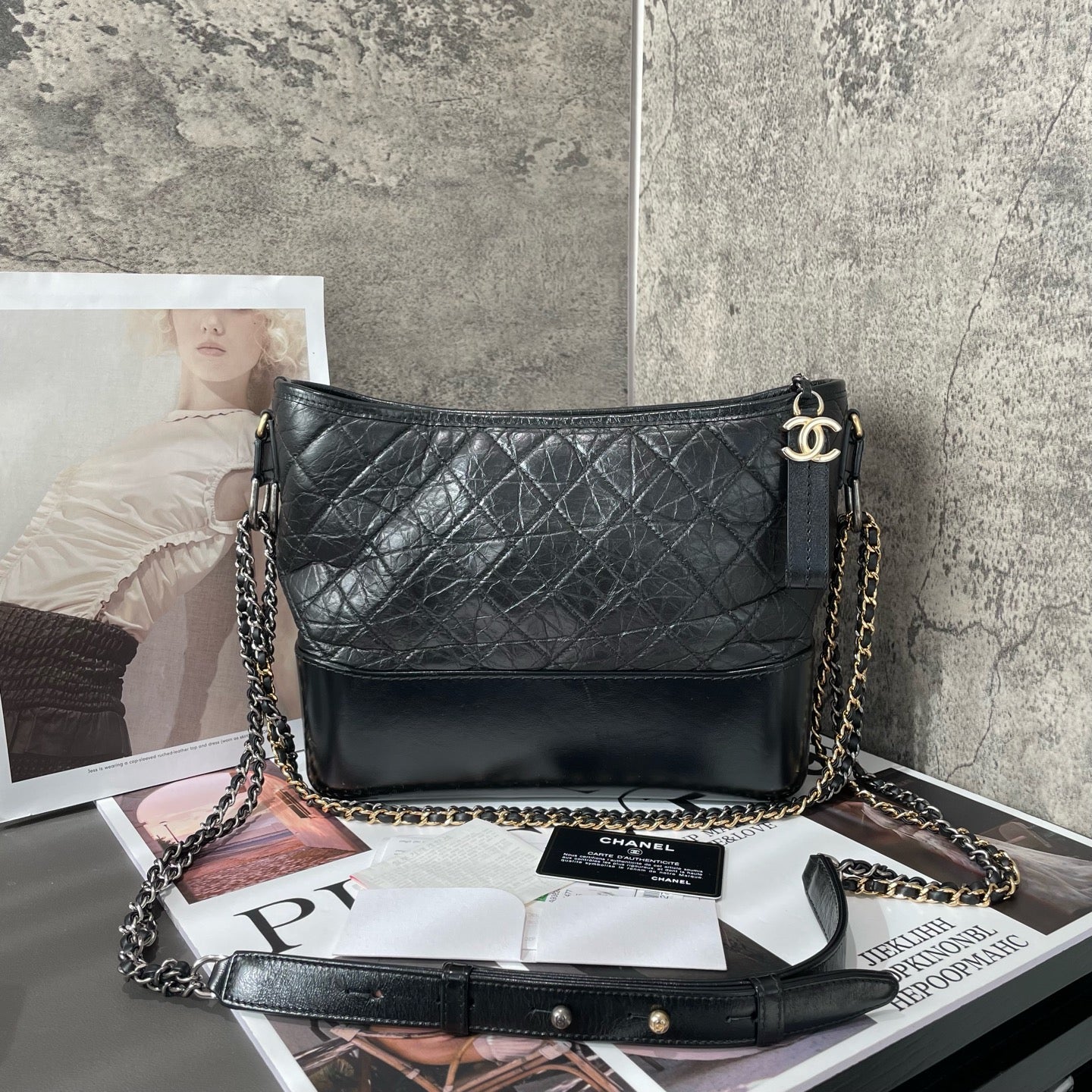Chanel - Gab Bag (Hobo Bag) - Crumpled calfskin and smooth calfskin leather - Black - (Medium)