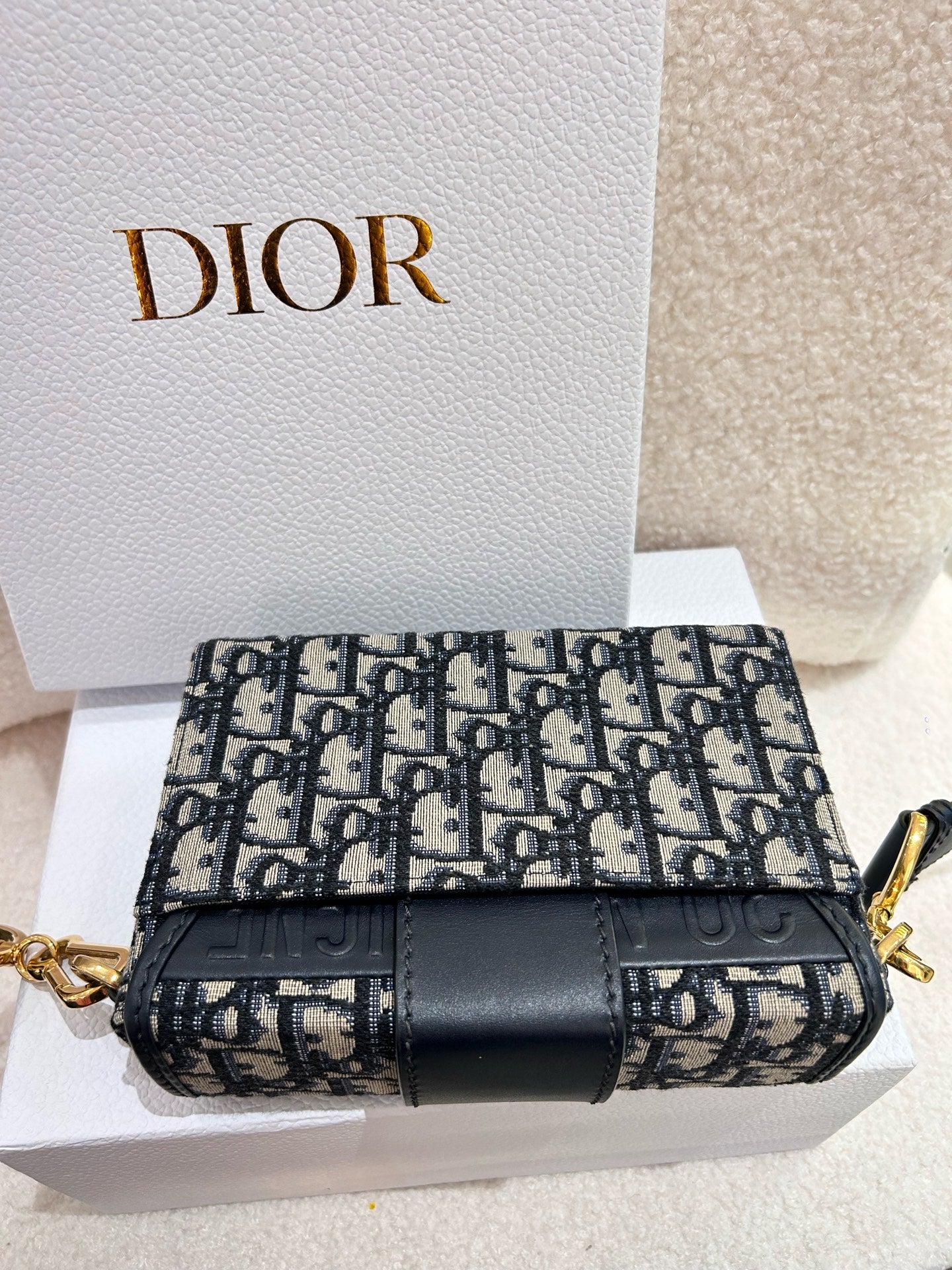 Dior - Montaigne Box Bag - Dior Oblique jacquard canvas with calfskin leather trim - Navy and Beige with Gold-Tone Hardware - (mini)