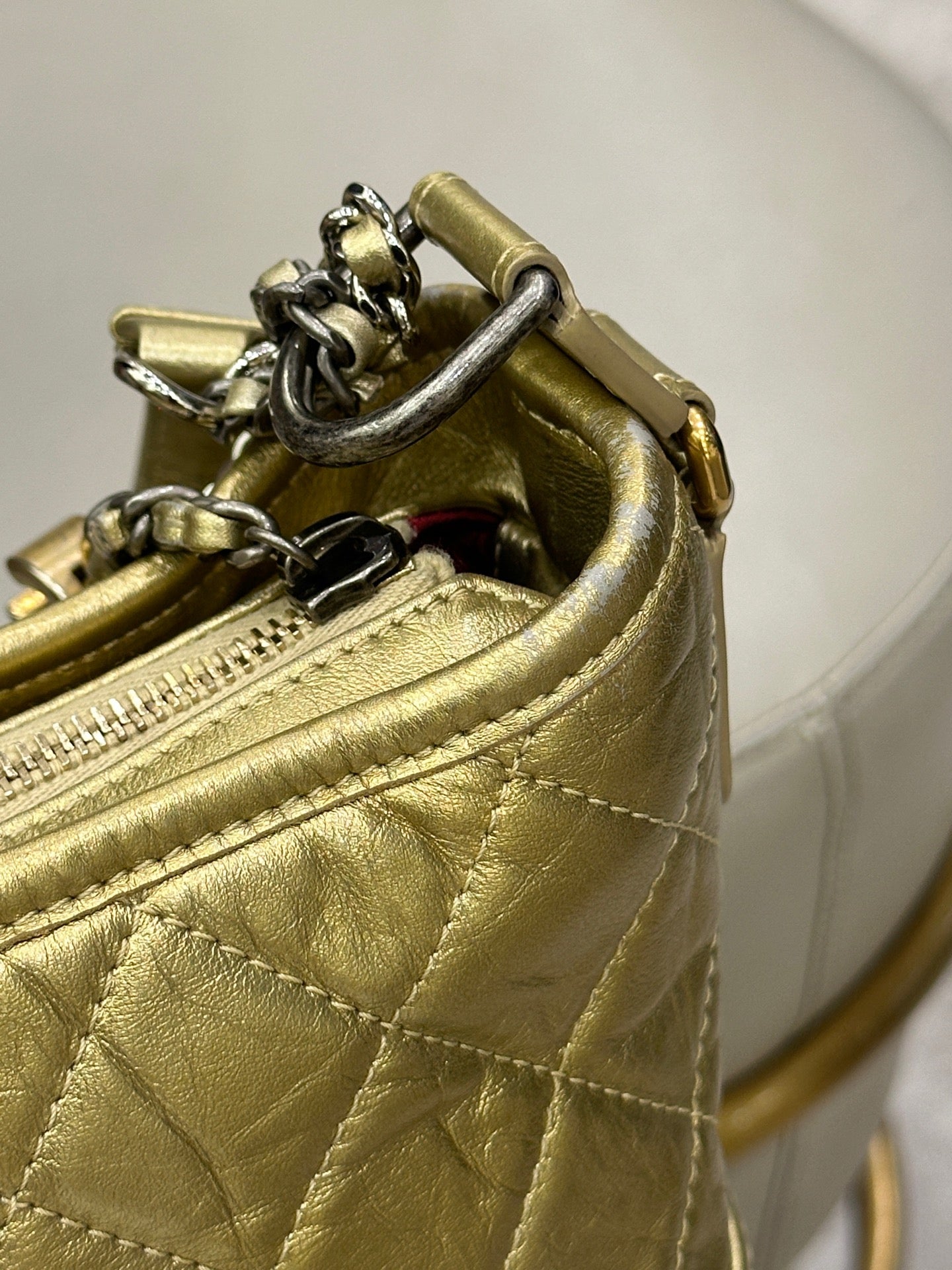 Chanel - Gabrielle Hobo Bag Small - Aged calfskin leather - Gold - (small)
