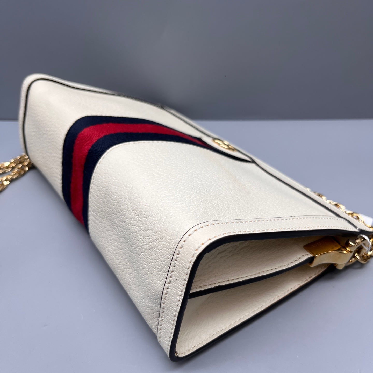 Gucci - Ophidia Shoulder Bag - Grained leather - White - (Medium)