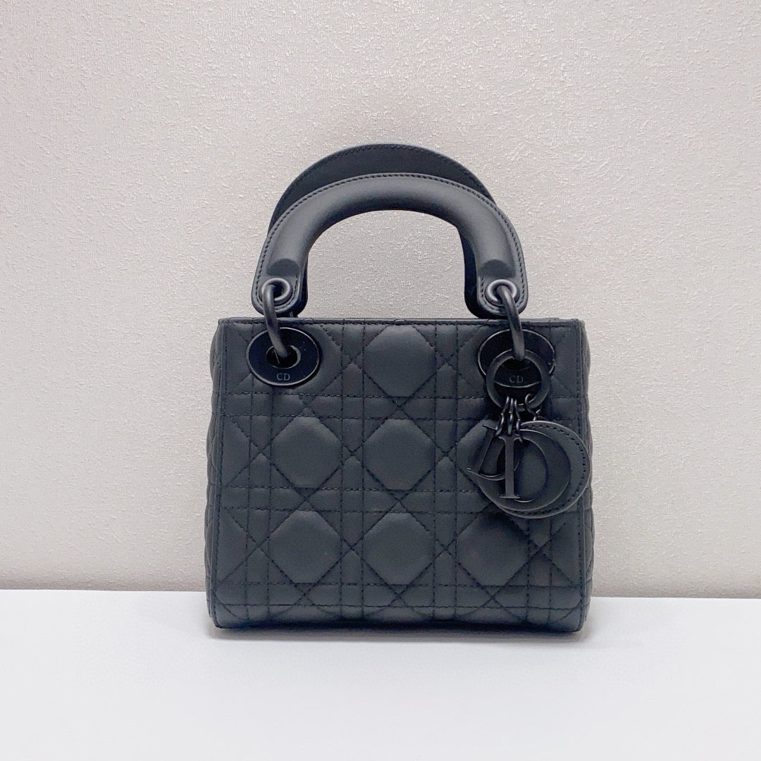 Dior - Lady Dior Mini Cannage Chain Handbag - Matte cowhide leather - Black - (mini)
