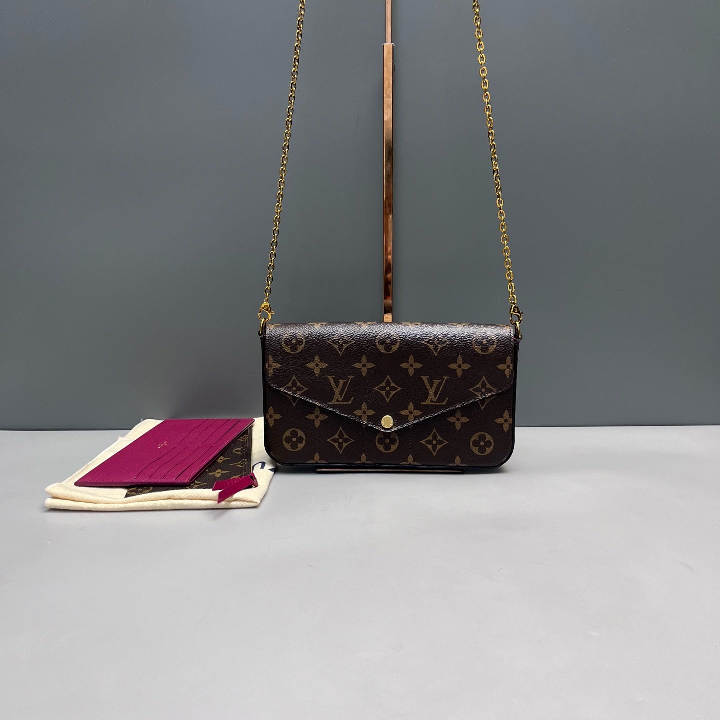 Louis Vuitton - Pochette Félicie - Monogram coated canvas with leather trim - Brown - (mini)