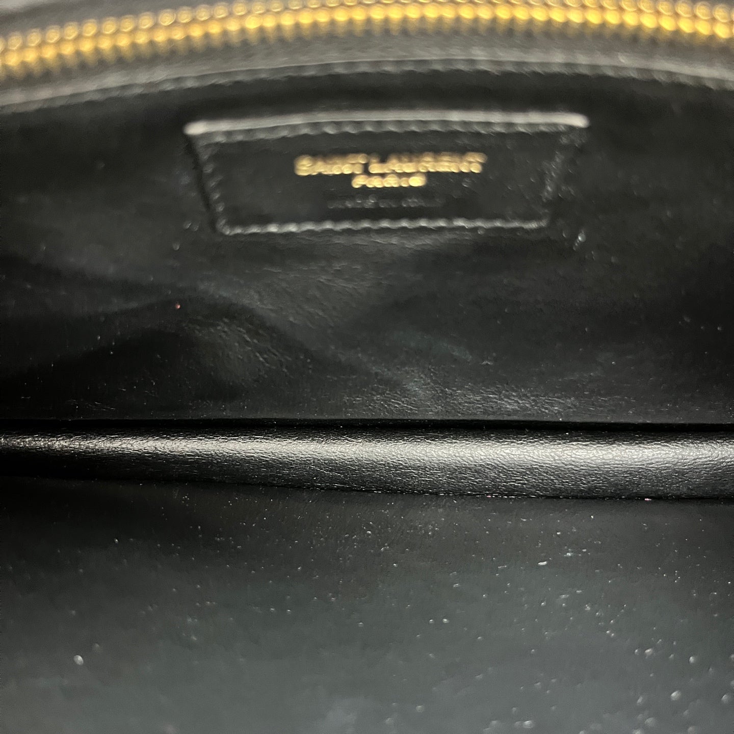 Saint Laurent - Gaby Envelope Bag - Quilted lambskin leather - Black with Gold-Tone Hardware - (medium)