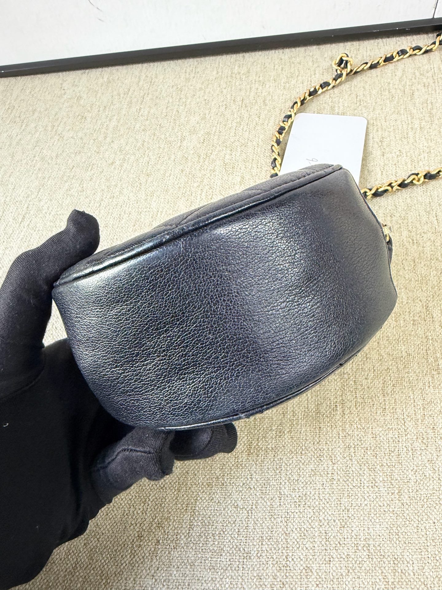 Chanel - 19 Round Mini Bag - Lambskin leather - Black - (mini)