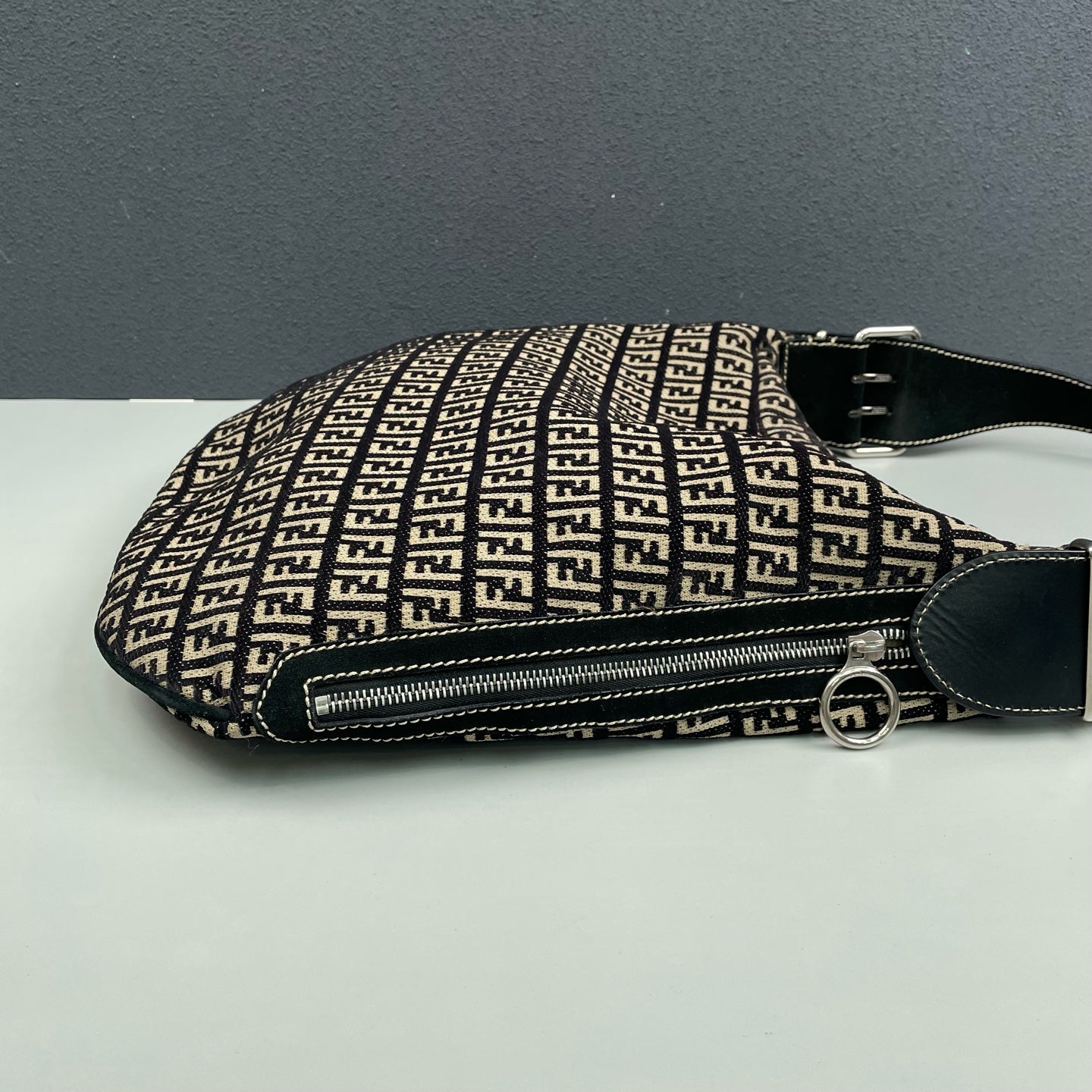 Fendi - Shoulder Bag - Jacquard canvas with leather trim - Black and Beige - (medium)