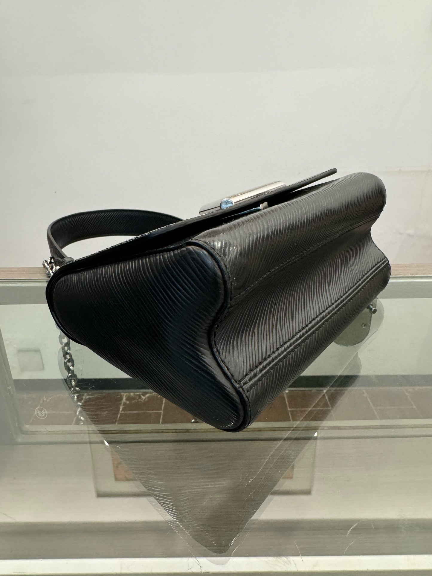 Louis Vuitton - Twist Small - Epi leather - Black - (small)