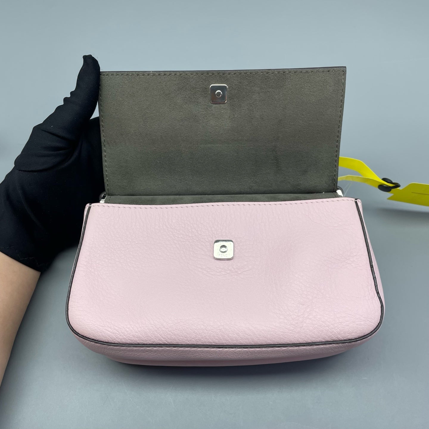 Fendi - Mini Baguette with Studs - Grained leather - Pink - (mini)