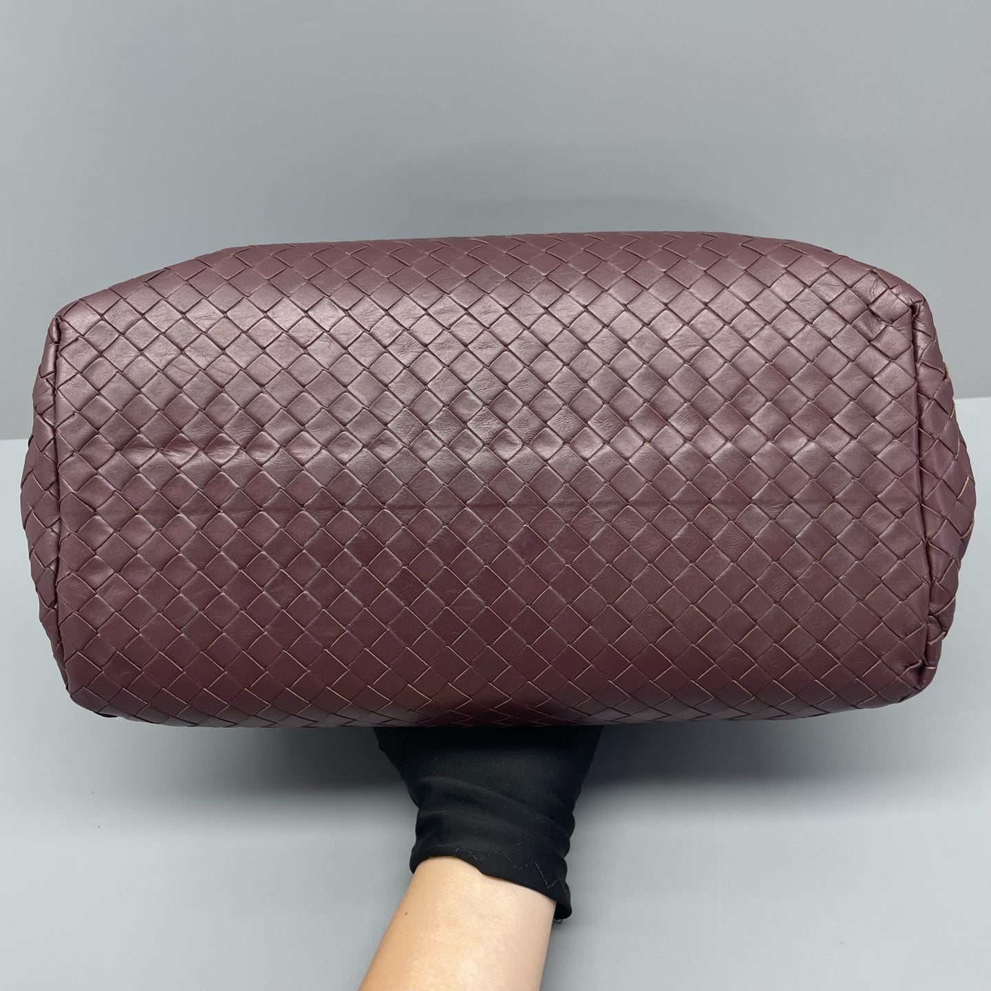Bottega Veneta - Roma Woven Handbag - Leather - Burgundy - (Medium)