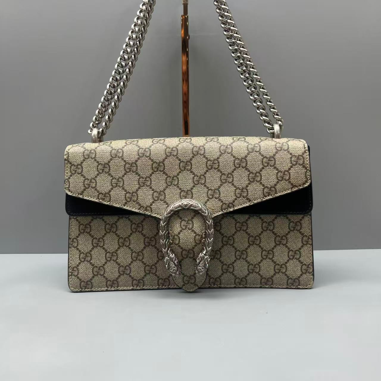 Gucci - Dionysus Shoulder Bag - GG Supreme coated canvas with black leather trim and suede lining - Beige - (medium)