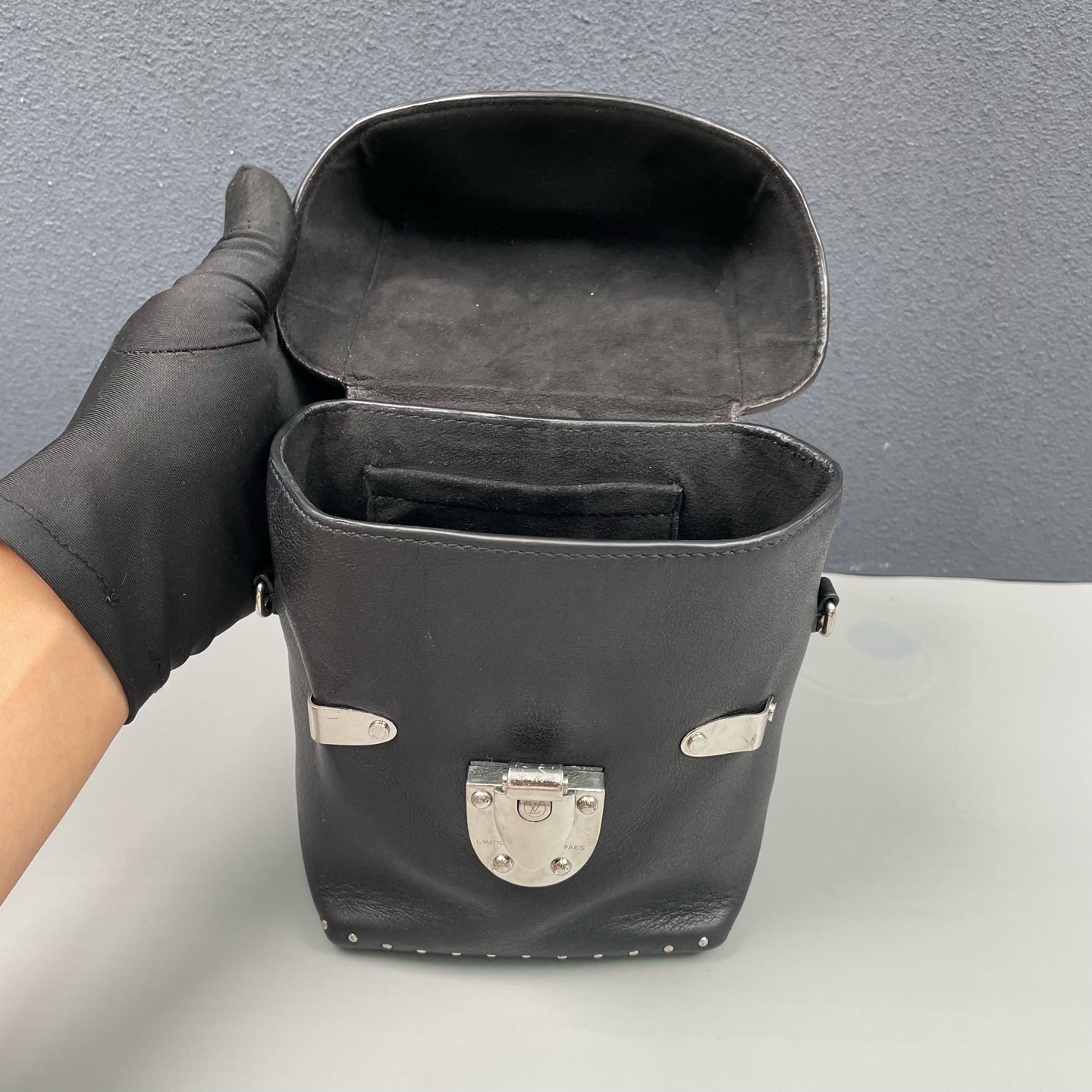 Louis Vuitton - Camera Box Bag - Monogram coated canvas and grained leather - Brown and Black with Silver-Tone Hardware - (mini)
