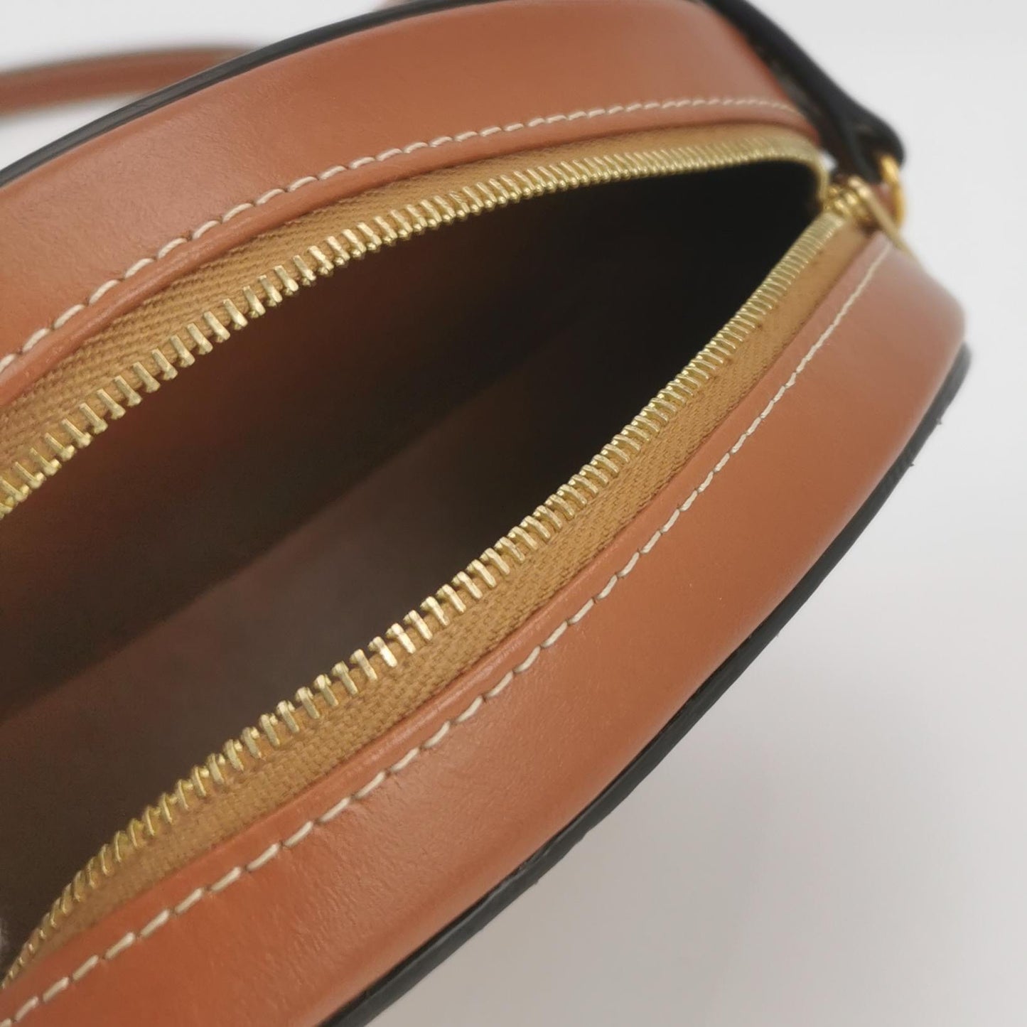 Celine - Triomphe Embossed Oval Bag - Cowhide leather - Brown - (mini)