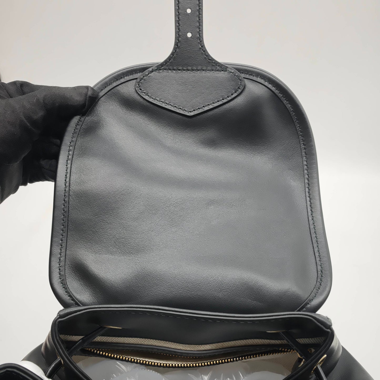 Miu Miu - Drawstring Flap Backpack - Leather - Black - (medium)