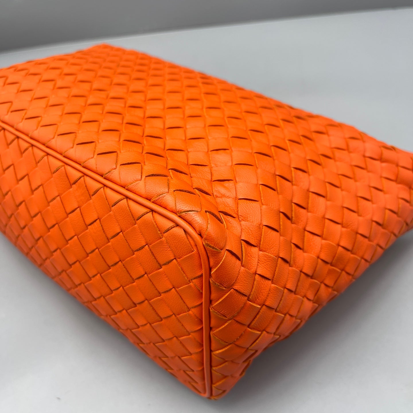 Bottega Veneta - Intrecciato Shoulder Bag (A7055) - Leather - Orange - (small)