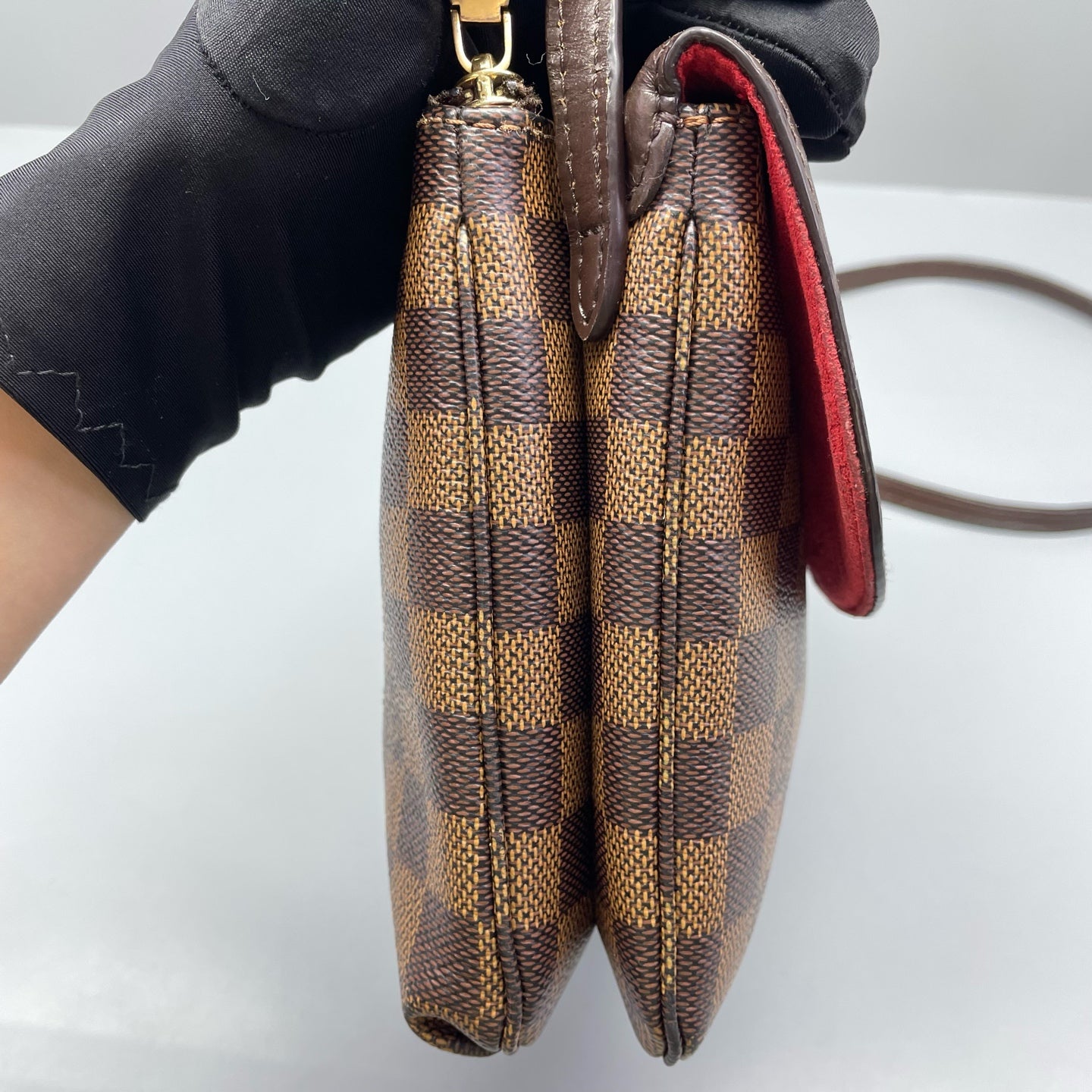 Louis Vuitton - Pochette Twin - Damier Ebene coated canvas with smooth leather trim and microfiber lining - Brown - (small)