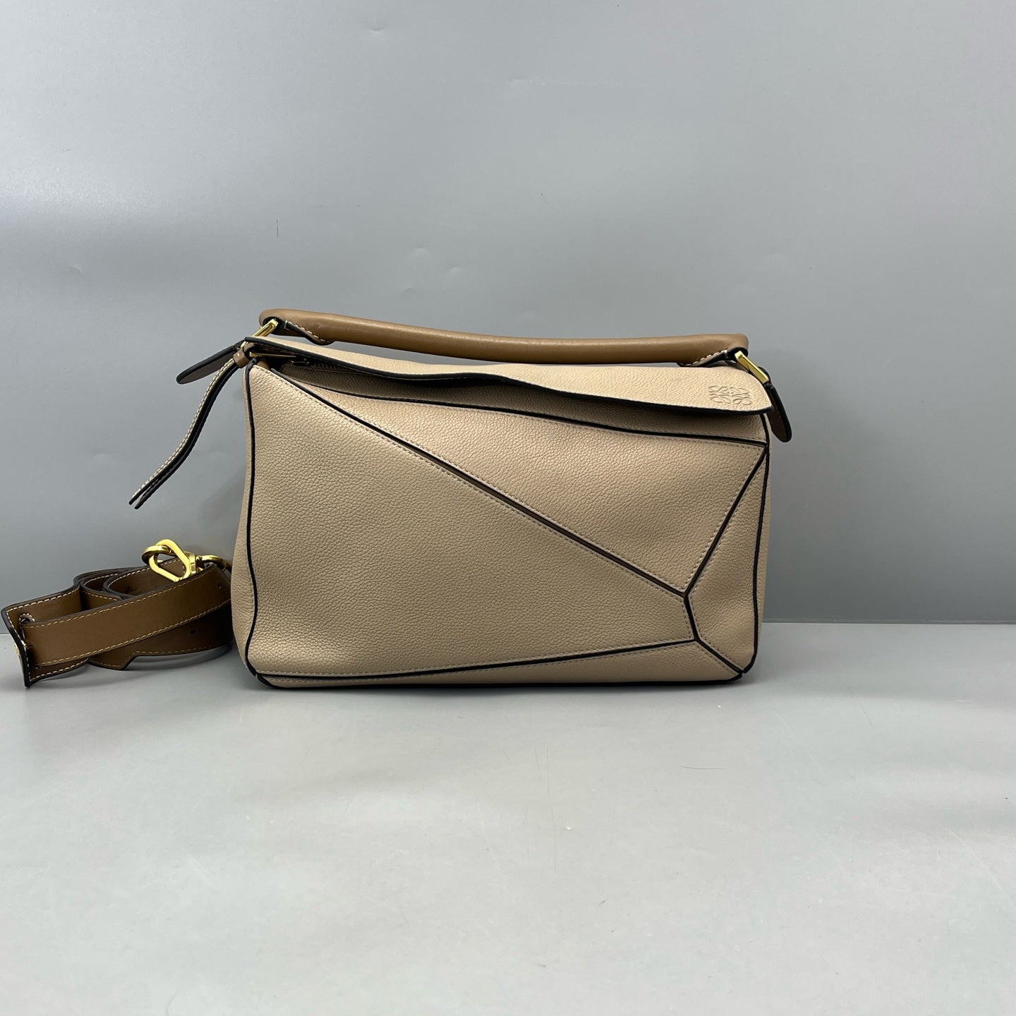 Loewe - Puzzle Bag - Grained leather - Beige - (medium)