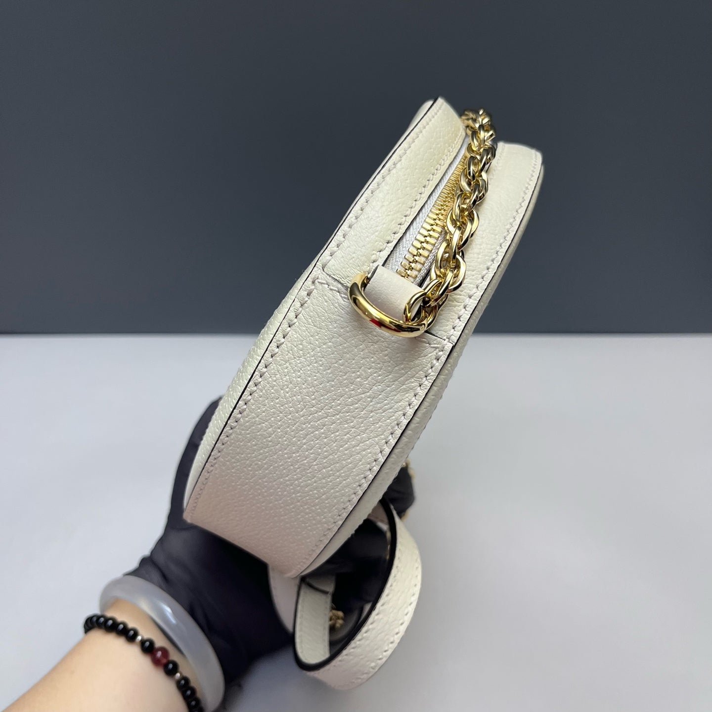 Gucci - Ophidia Round Mini Chain Bag - Grained leather - White - (mini)