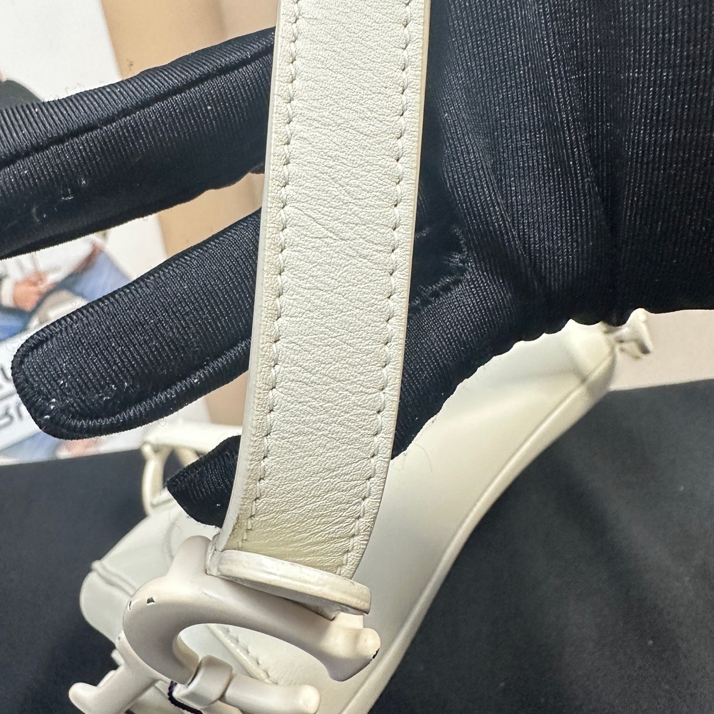 Dior - Saddle Bag - Leather - White - (medium)
