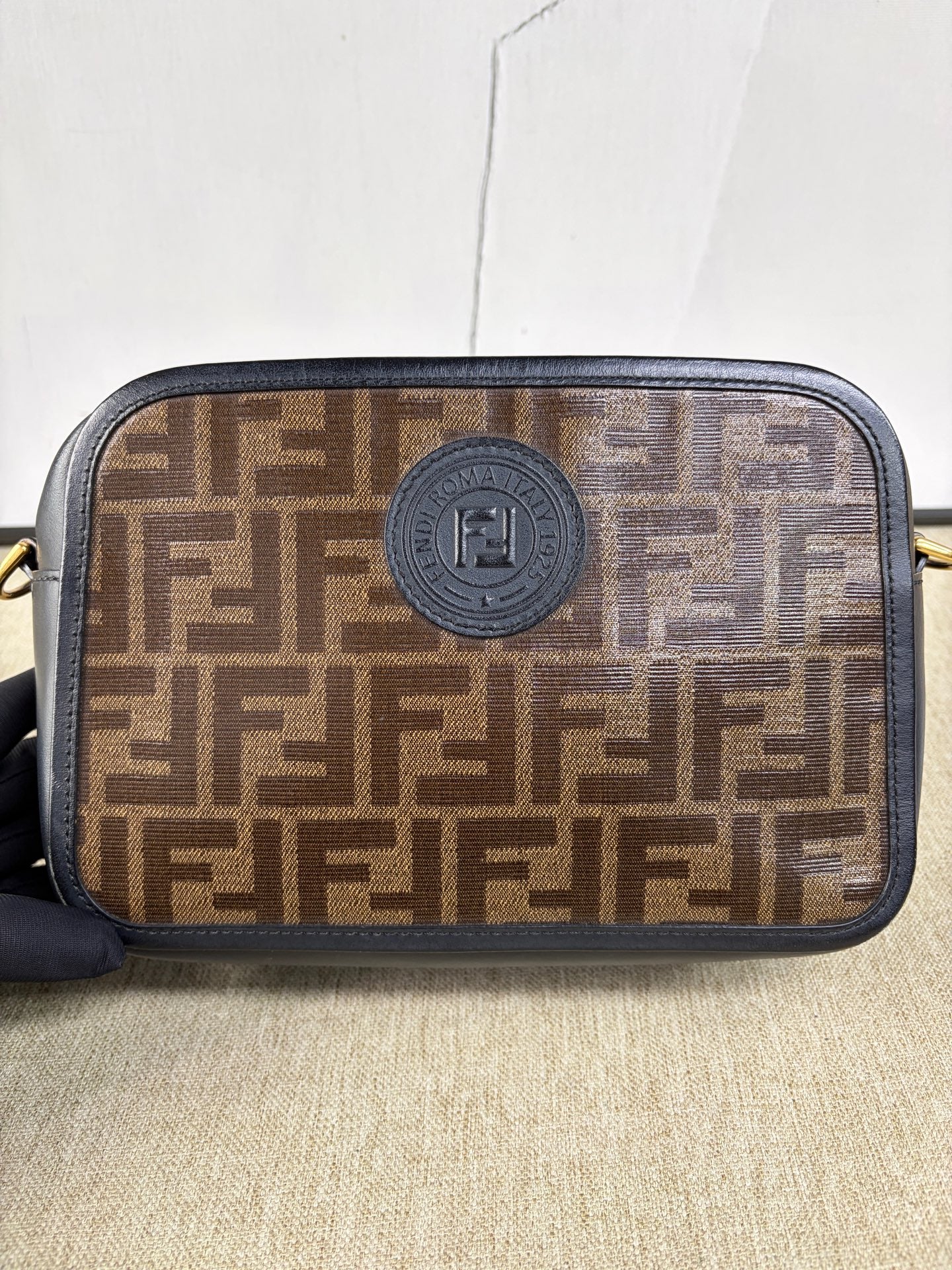 Fendi - Camera Bag - Coated canvas and cowhide leather - Brown and Black - (Small)