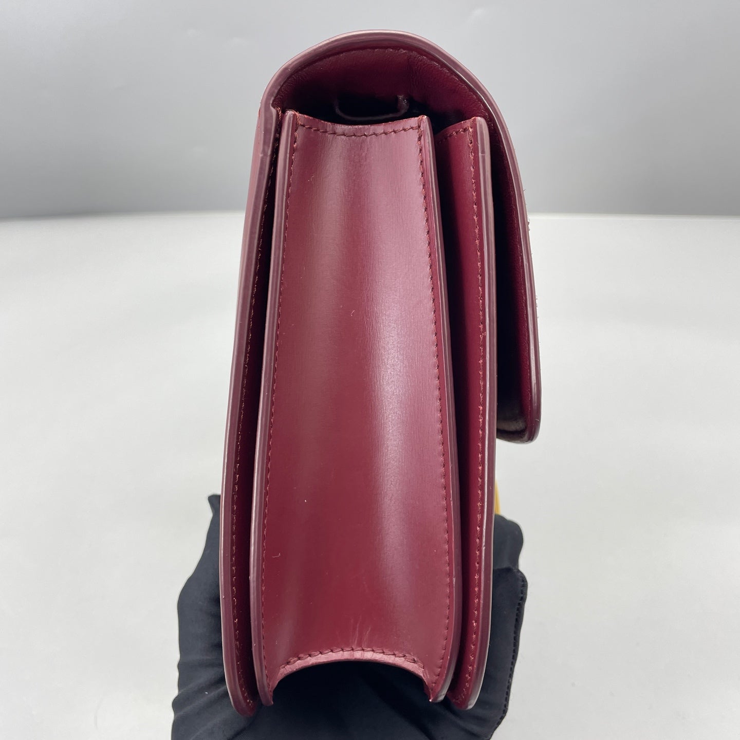Celine - Box Bag Medium - Smooth Calfskin Leather - Burgundy - (medium)