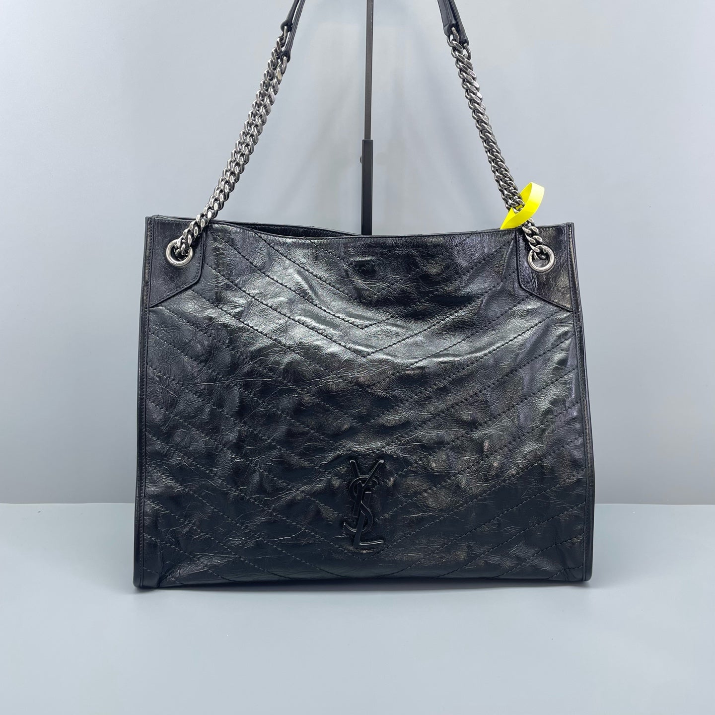 Saint Laurent - Niki Tote - Crinkled vintage leather - Black - (Large)