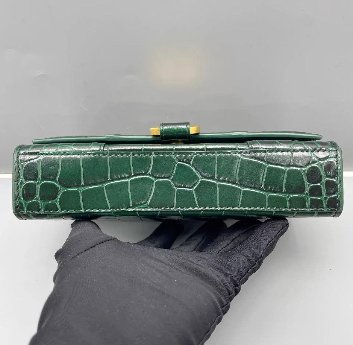 Balenciaga - Hourglass WOC - Leather - Green - (mini)