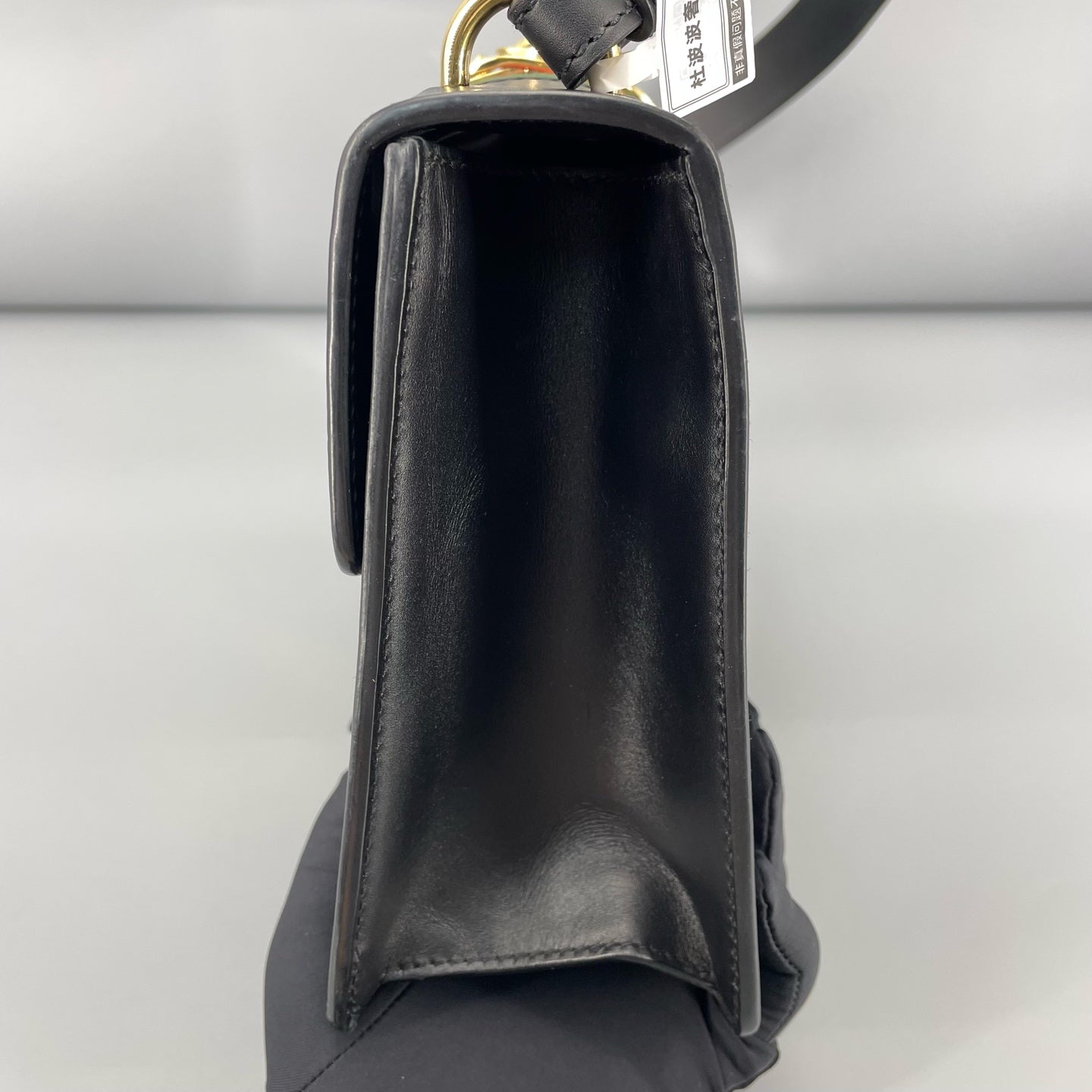 Gucci - Sylvie - Leather - Black - (Medium)