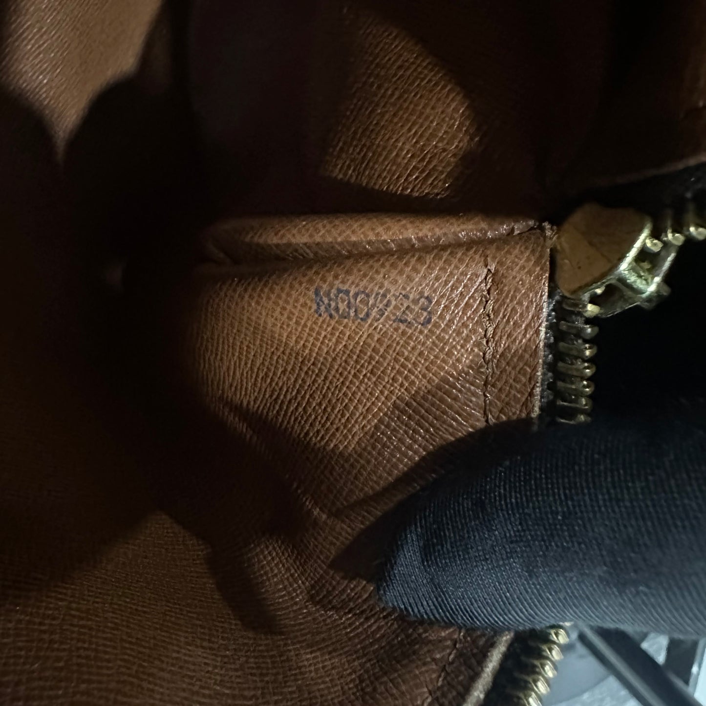 Louis Vuitton - Papillon 30 - Monogram coated canvas with natural cowhide leather trim - Brown - (medium)