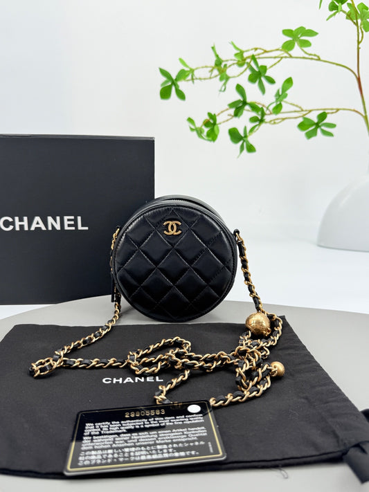 Chanel - Round Chain Bag with Adjustable Ball - Lambskin leather - Black - (mini)