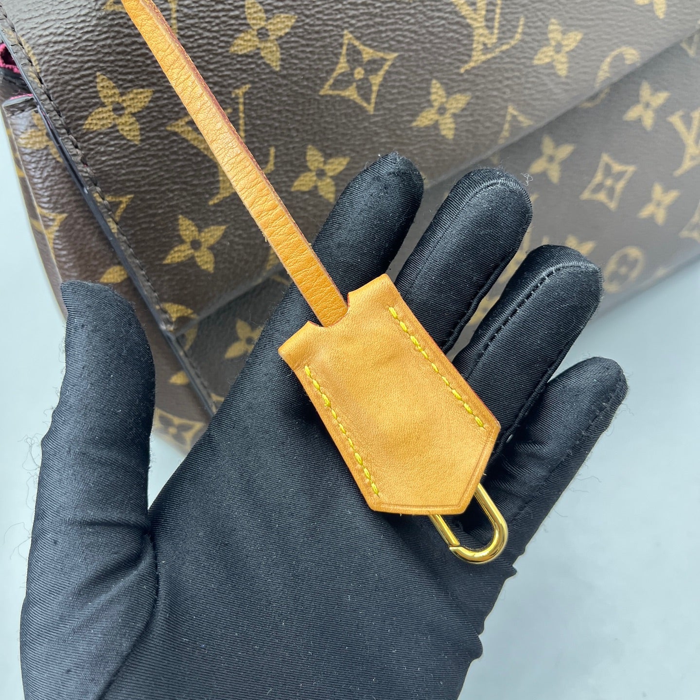 Louis Vuitton - Cluny BB - Monogram coated canvas with Vachetta leather trim - Brown - (Medium)