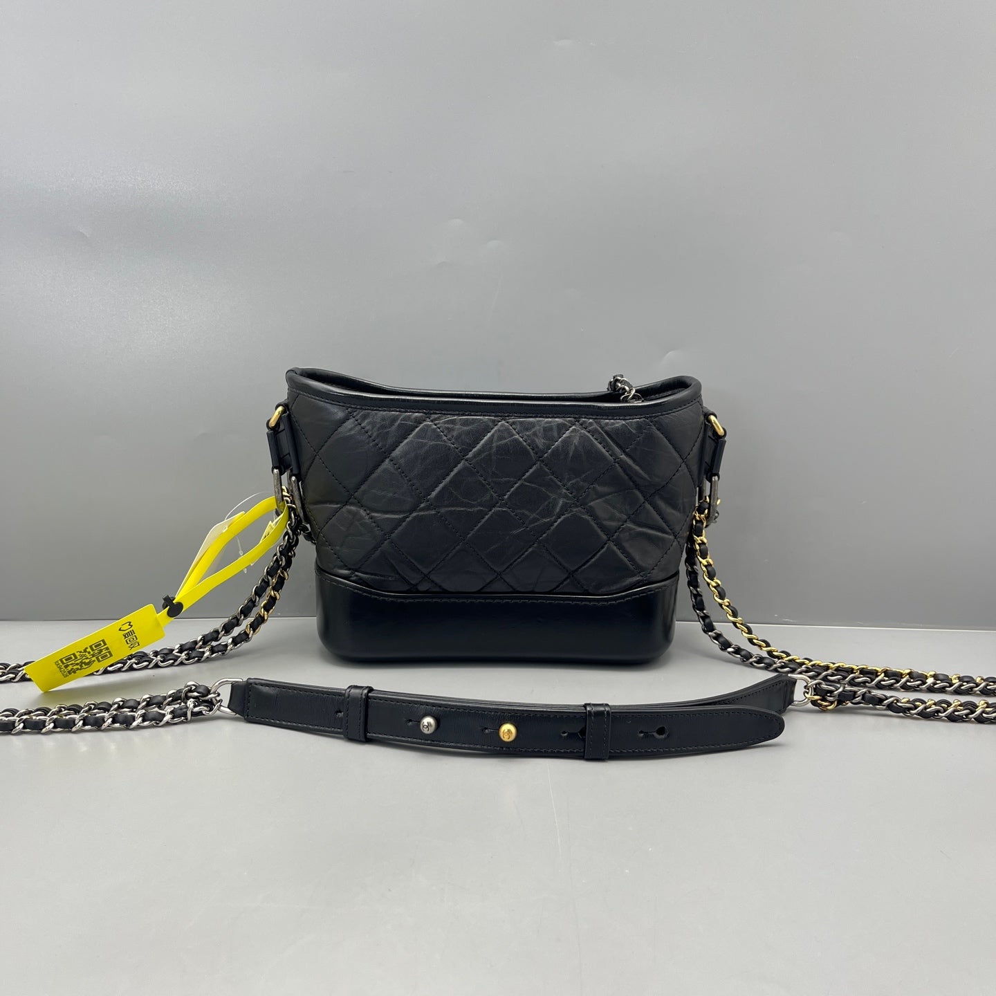 Chanel - Gabrielle Hobo Small - Aged calfskin leather and smooth calfskin leather - Black - (Small)