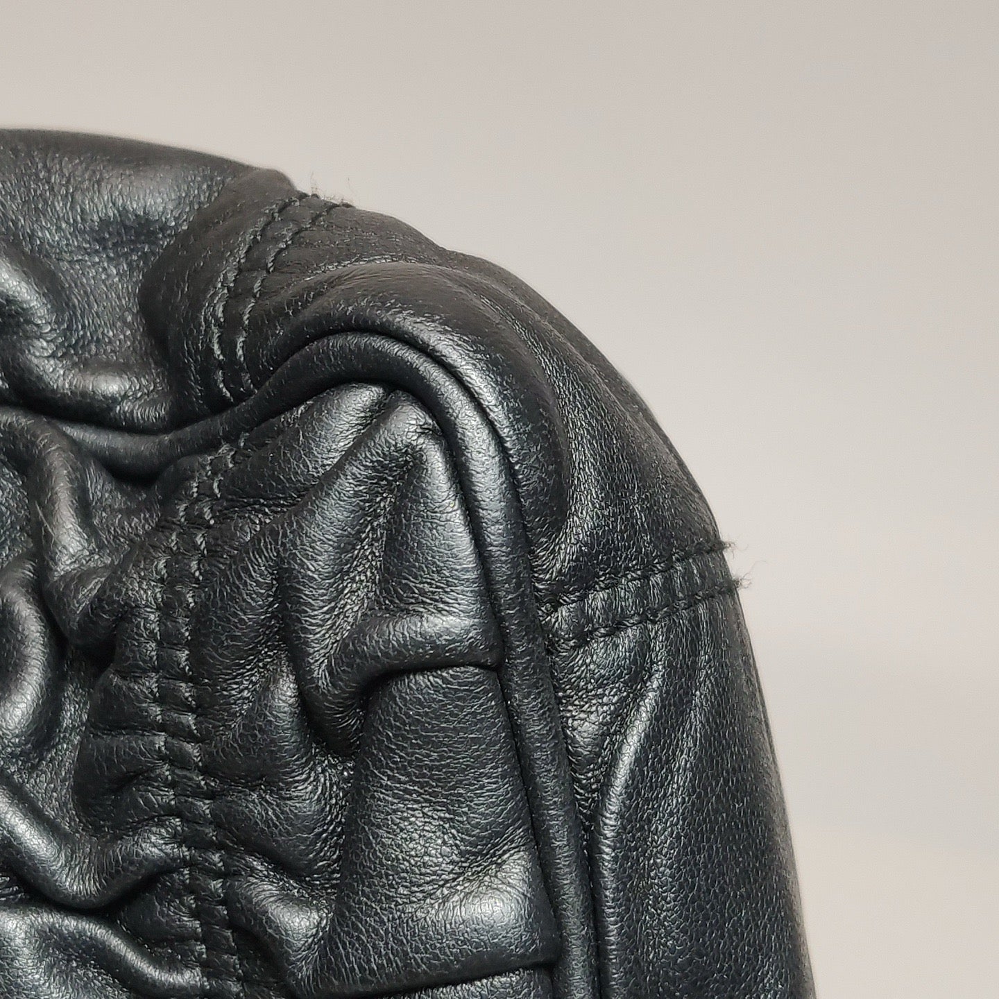 Prada - Nappa Gaufre Shoulder Bag - Nappa leather - Black - (medium)