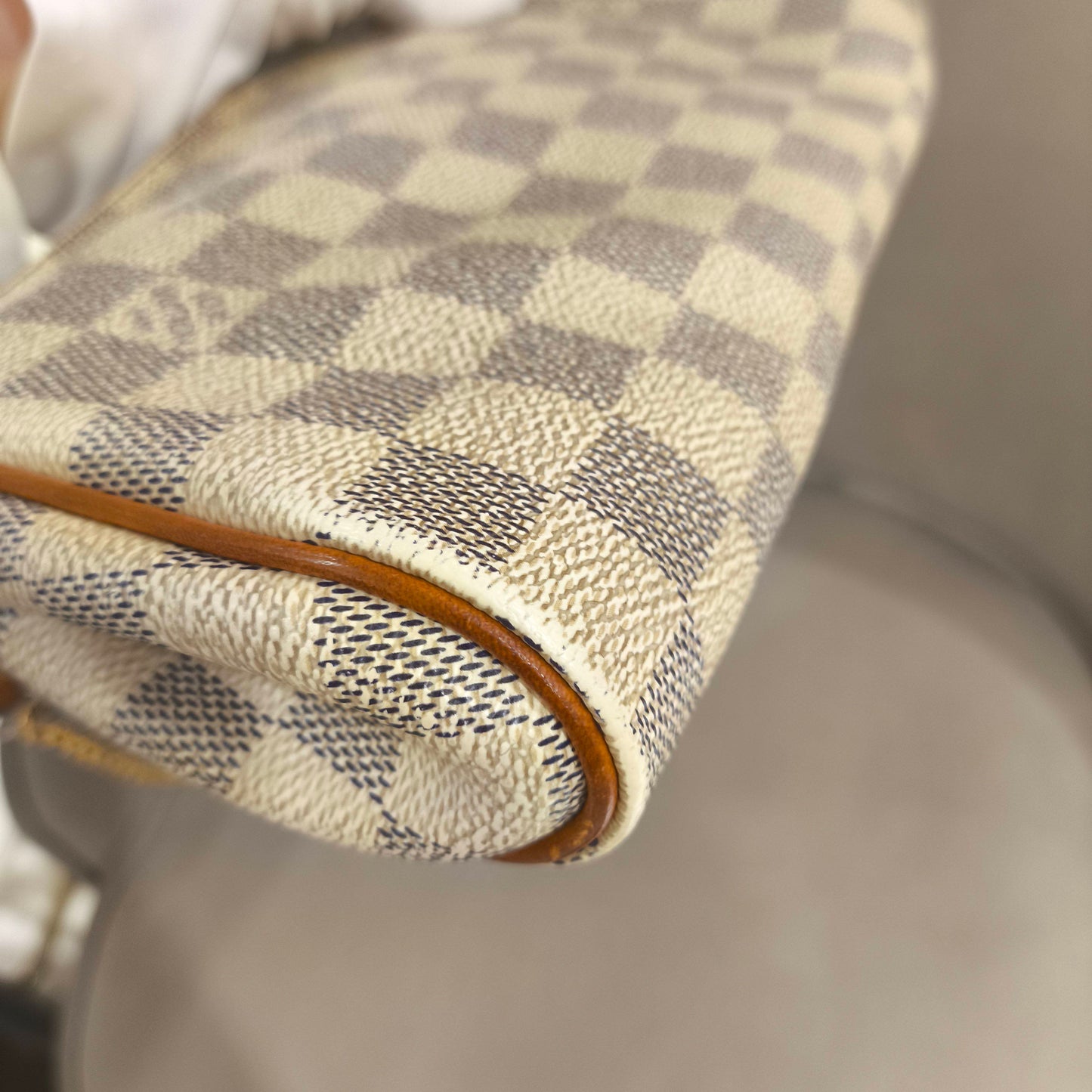 Louis Vuitton - Eva Clutch - Damier Azur coated canvas with Vachetta leather trim - White - (mini)
