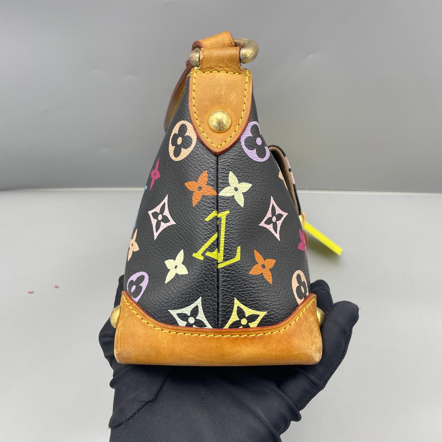 Louis Vuitton - Monogram Multicolore Shoulder Bag - Monogram Multicolore coated canvas with Vachetta leather trim - Multicolour - (medium)