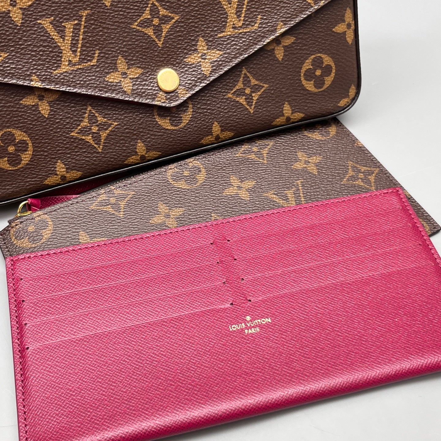Louis Vuitton - Pochette Félicie - Monogram coated canvas with grained leather trim - Brown - (mini)