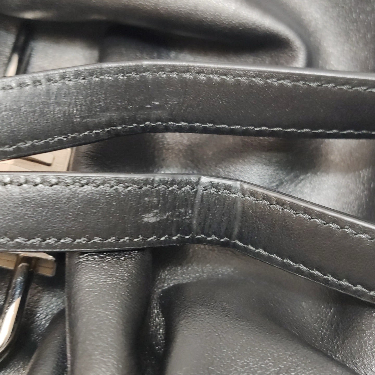 Givenchy - Kenny Soft Hobo Bag - Sheep leather exterior, cow leather lining - Black - (Medium)