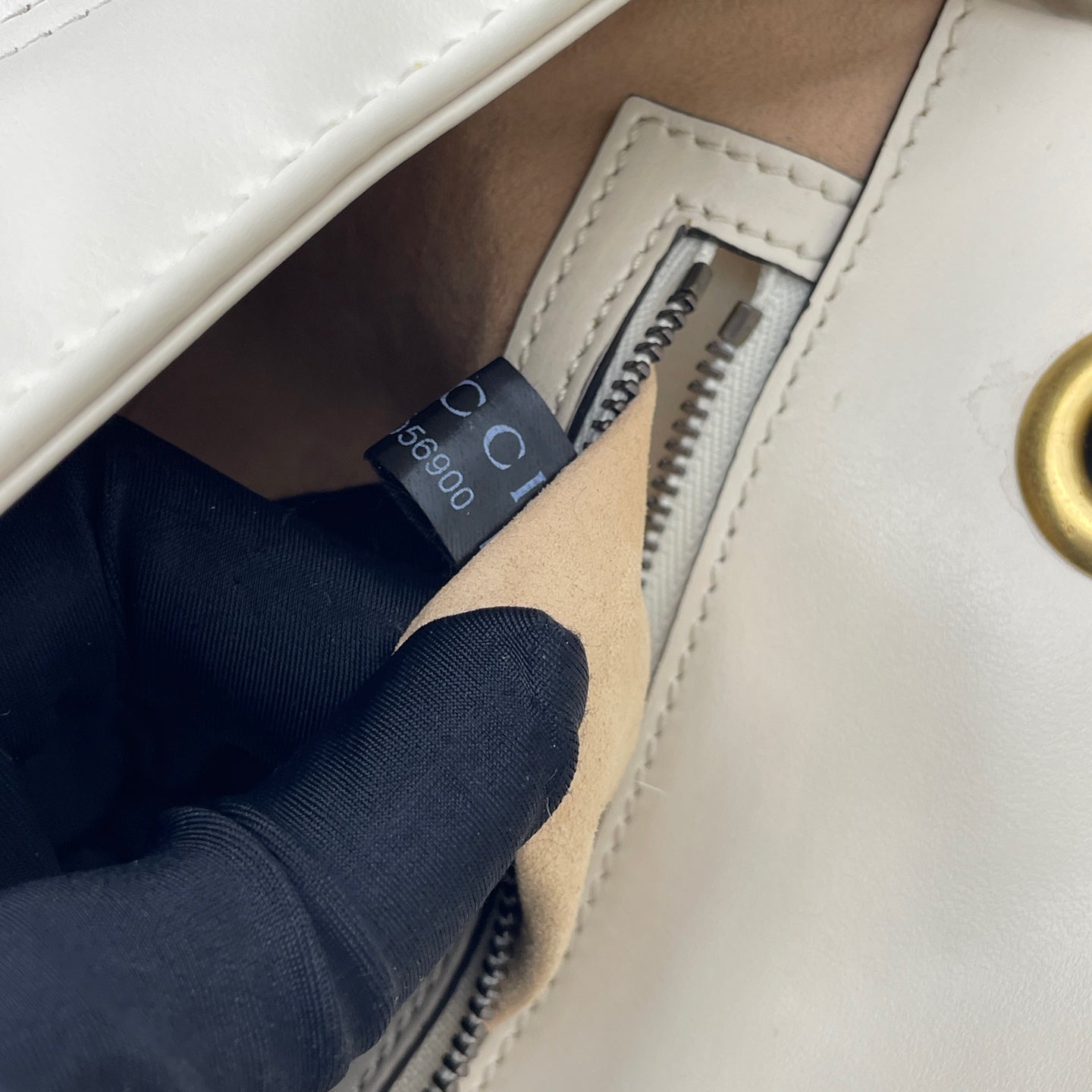Gucci - GG Marmont Matelassé Shoulder Bag - Leather - White - (small)