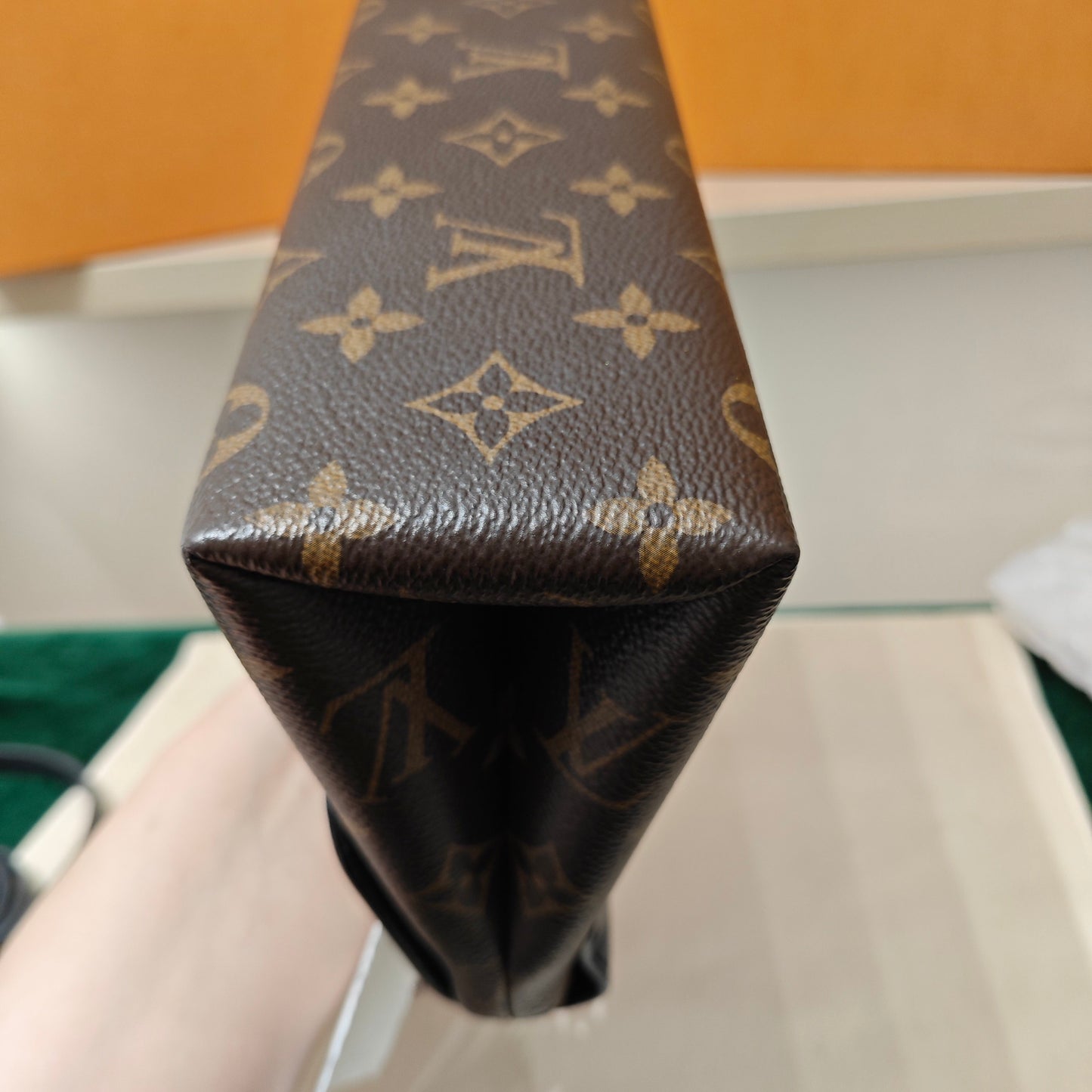 Louis Vuitton - Pallas Compact Top Handle Bag - Monogram canvas with grained leather trim - Monogram Brown with Black Trim - (Mini)